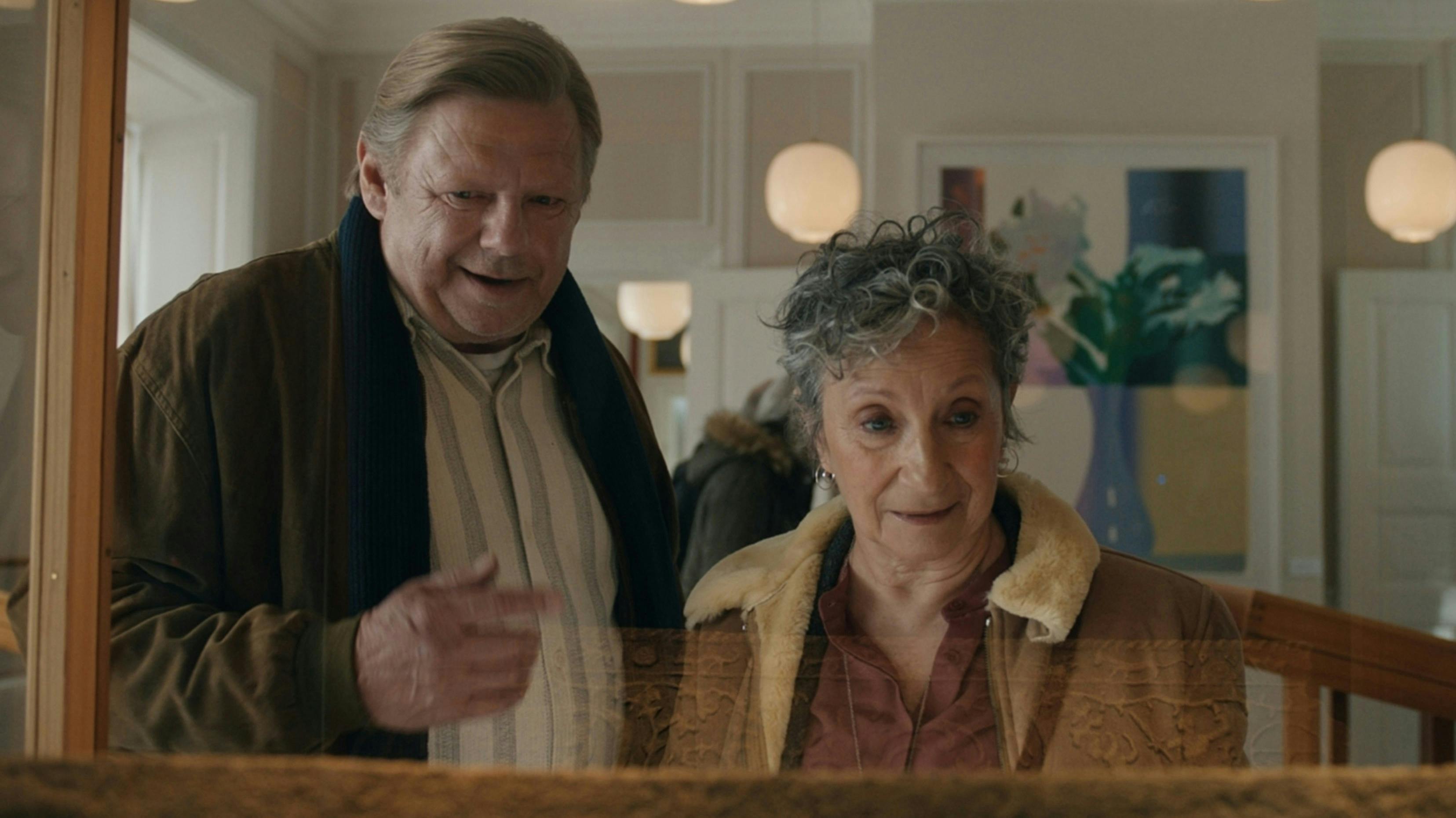 Ulver Skuli Abildgaard og Ina-Miriam Rosenbaum spiller Jens og Berit i ”Valdes Jul - Vintermiraklet”.