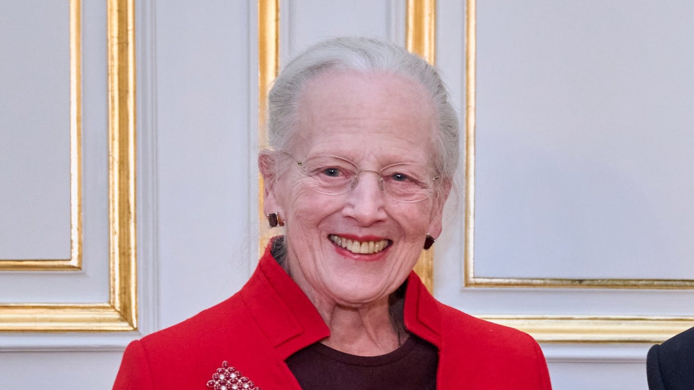 Dronning Margrethe har fået æren.