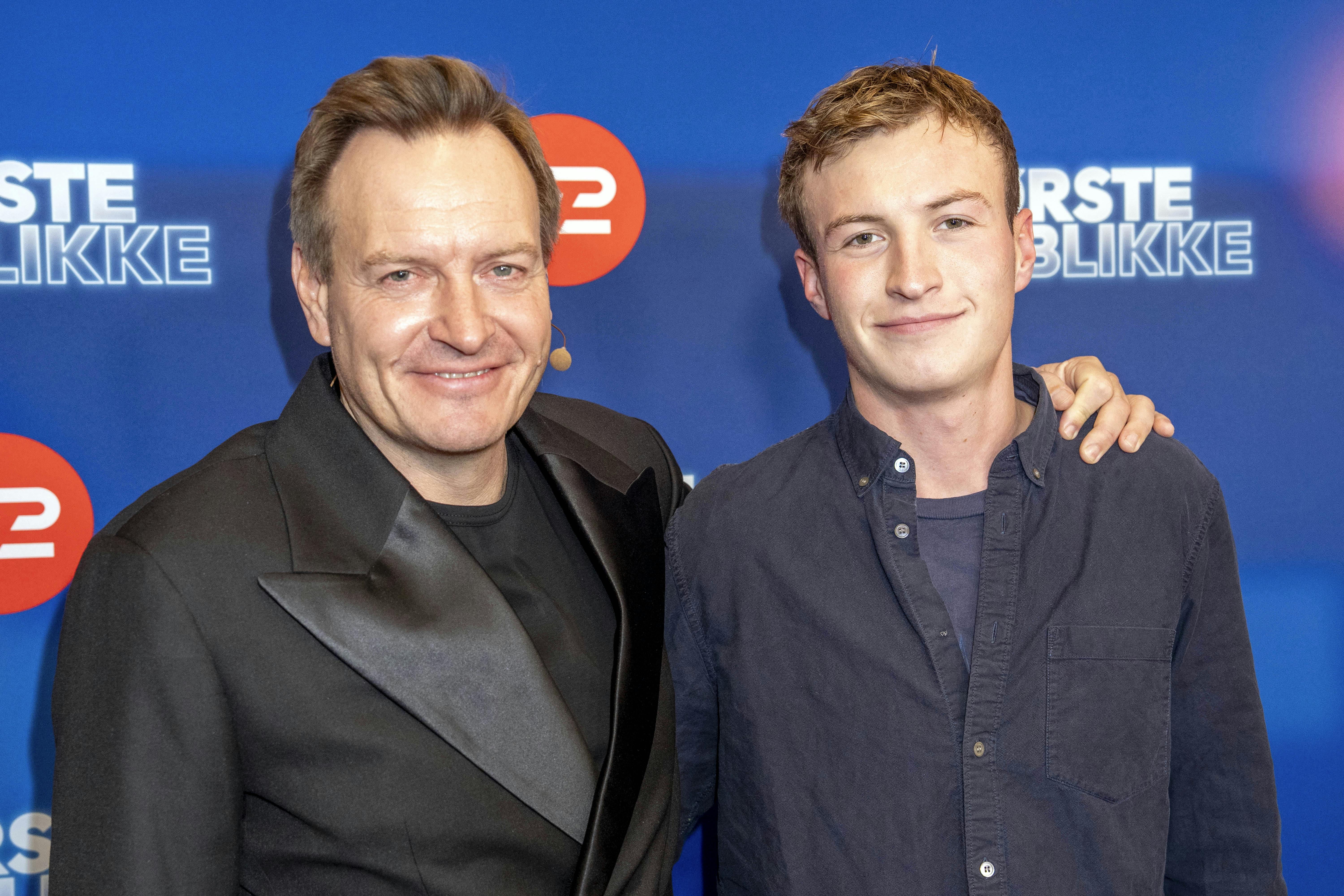 Det var en stolt Rasmus Tantholdt, som havde sønnen Emil med til TV 2-showet "De største øjeblikke".