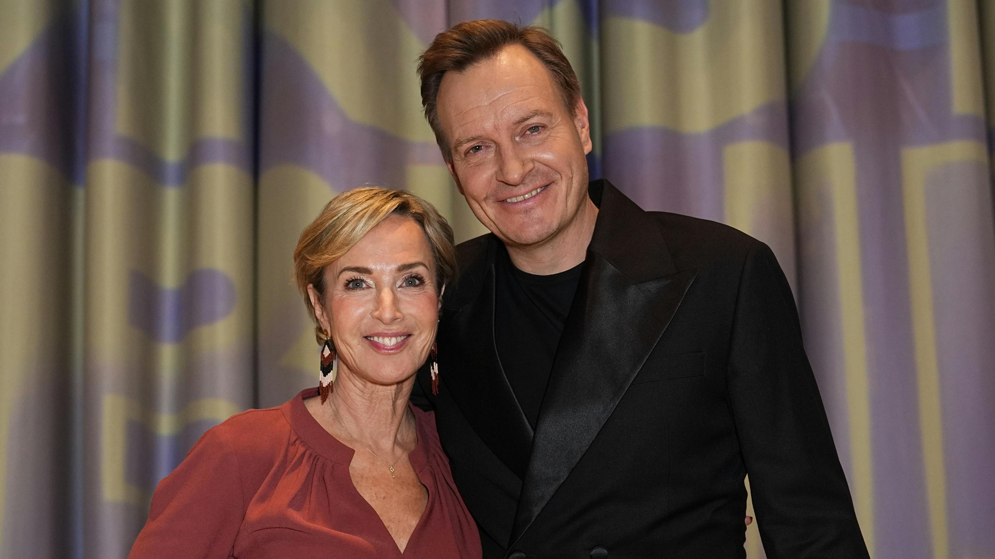 Ægteparret Rasmus Tantholdt og Natasja Crone.