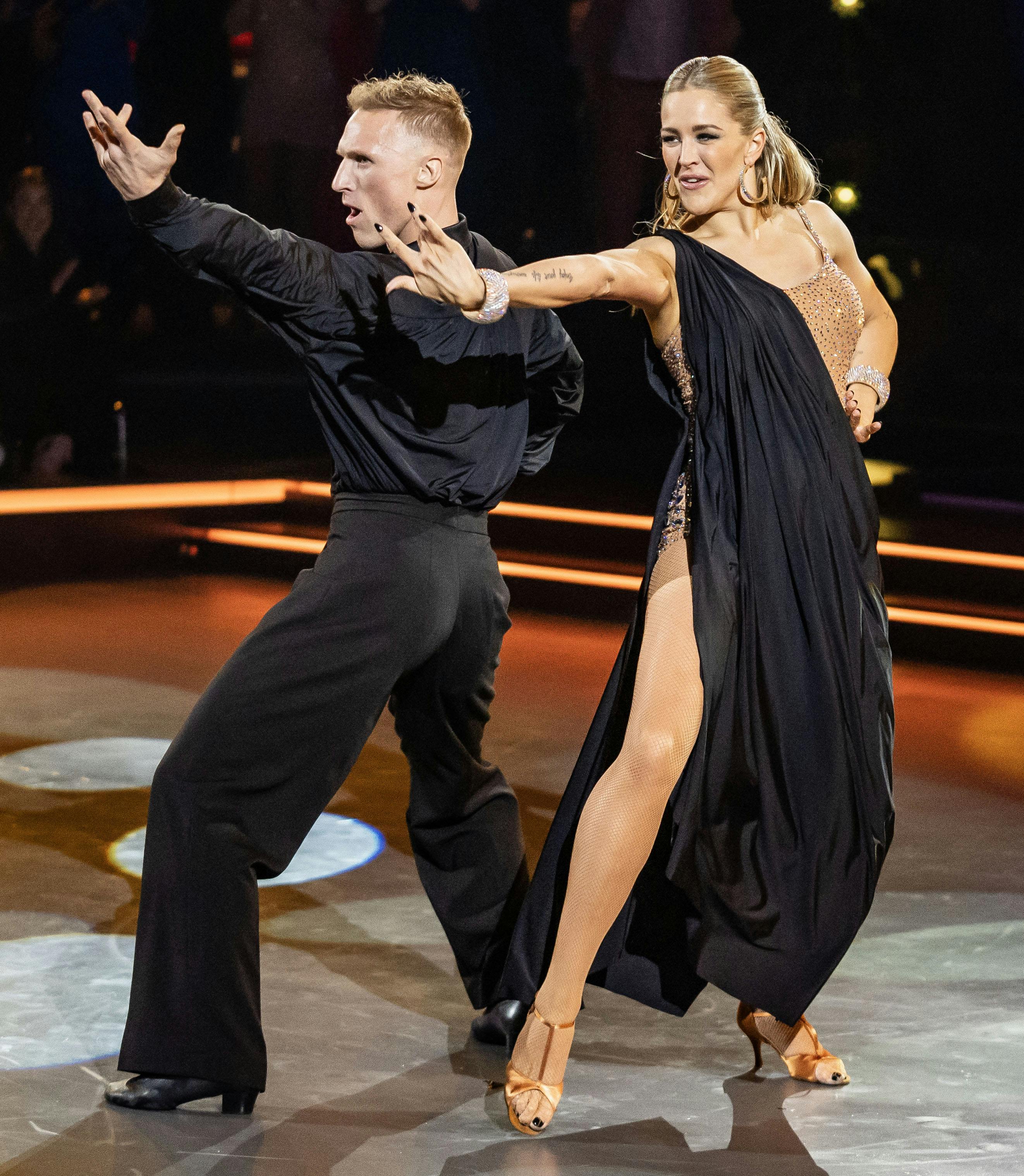 Philip May og Camilla Dalsgaard danser til "Single Ladies".