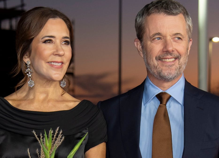 Dronning Mary og kong Frederik nyder lillejuleaften på Amalienborg