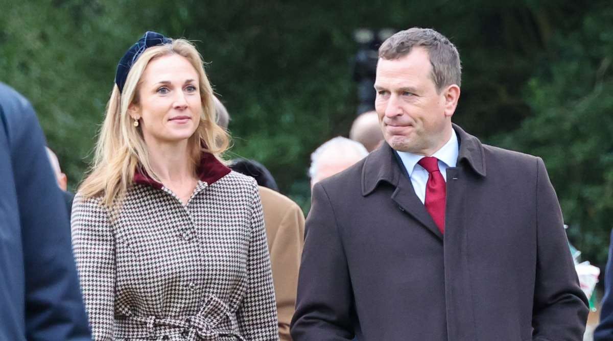 Harriet Sperling og Peter Phillips på vej til gudstjeneste i St Mary Magdalene-kirken ved Sandringham, Norfolk, den 28. december 2025. 