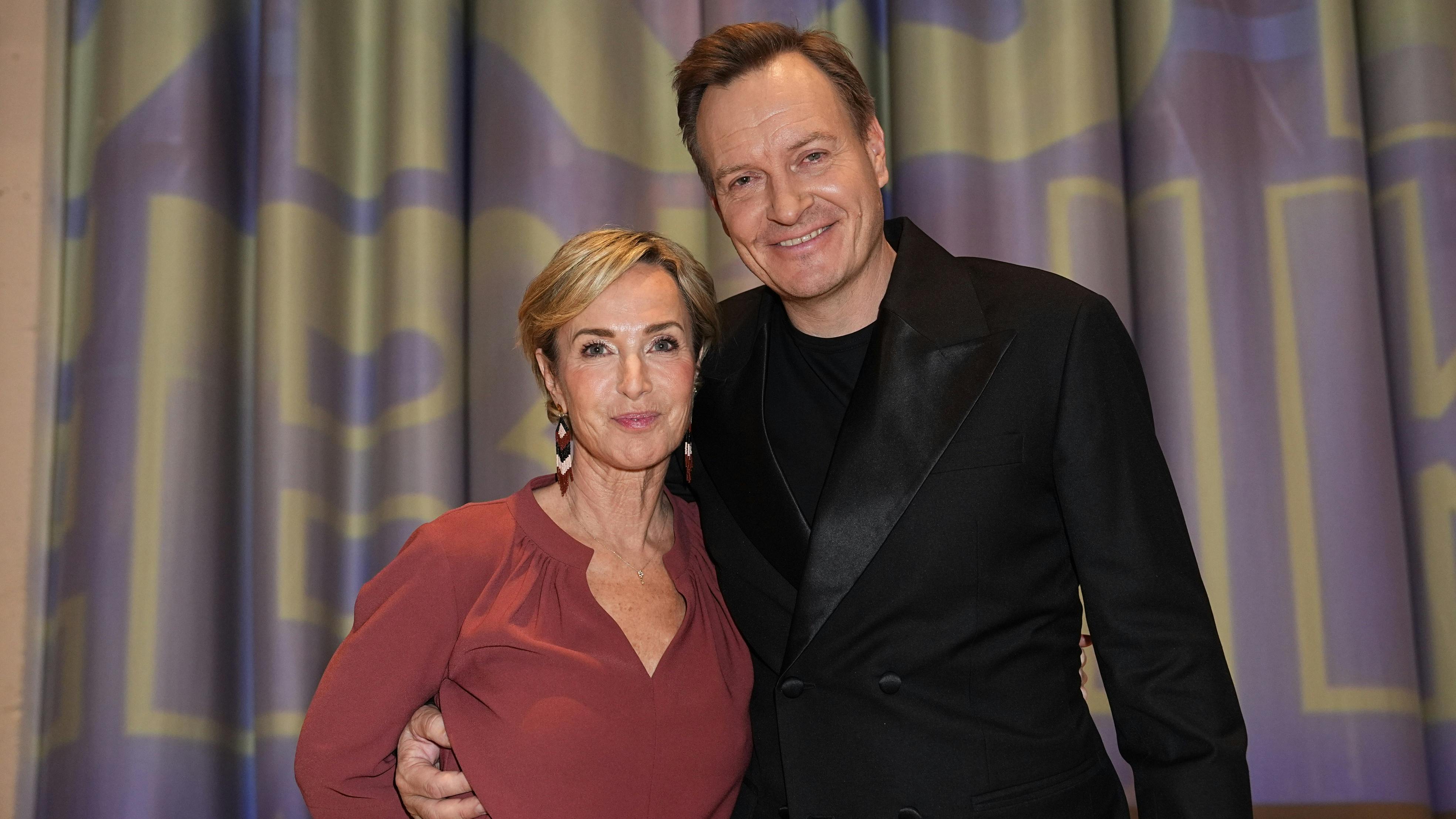 Ægteparret Rasmus Tantholdt og Natasja Crone. 