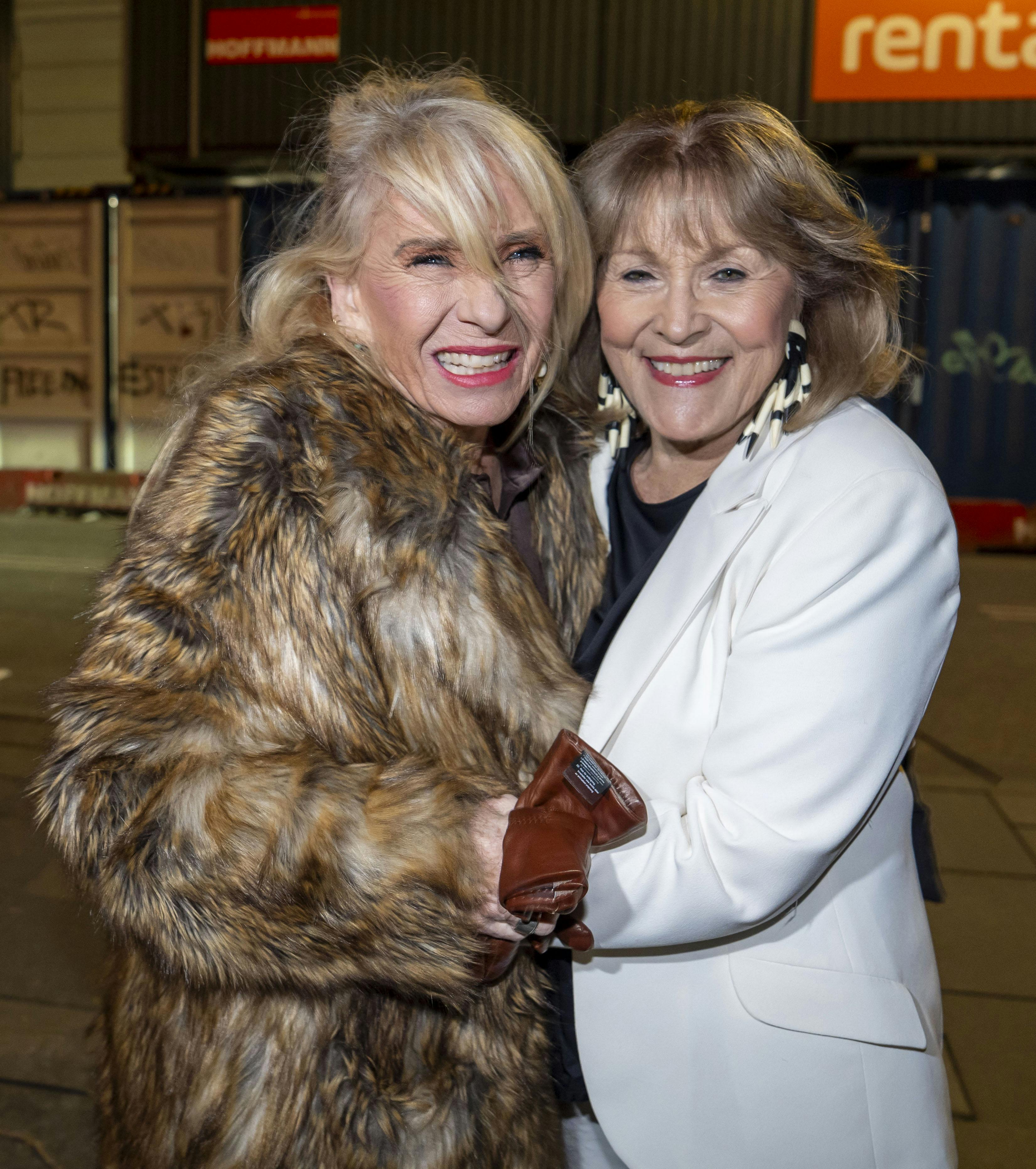 Susse Wold dukkede naturligvis op til sin venindes 70-års fødselsdag.