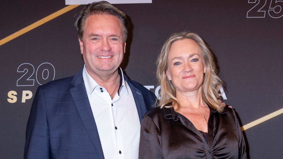 Johnny Hansen og hustruen har store private begivenheder i vente