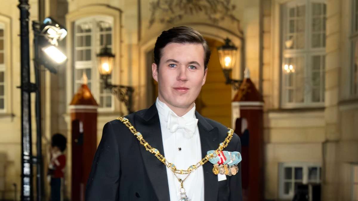 Kronprins Christian ankommer til nytårskur og -taffel den 1. januar 2026.