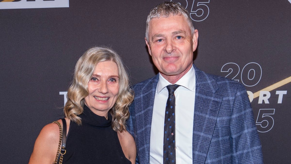 Thomas Kristensen grinte af spørgsmålet, men konen Jeanette kom med kontant svar