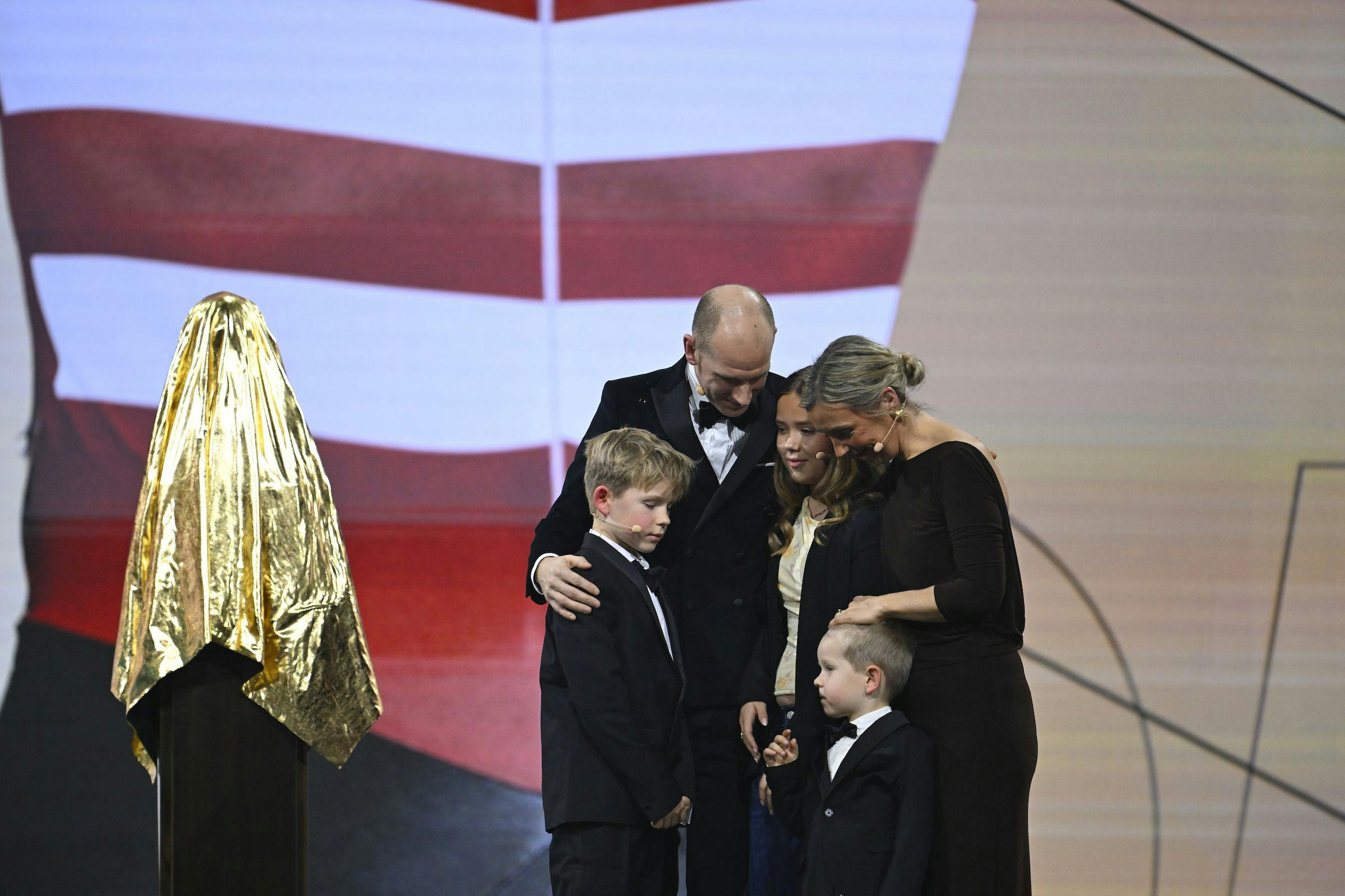 Michael Mørkøv havde hele familie med på scenen. 