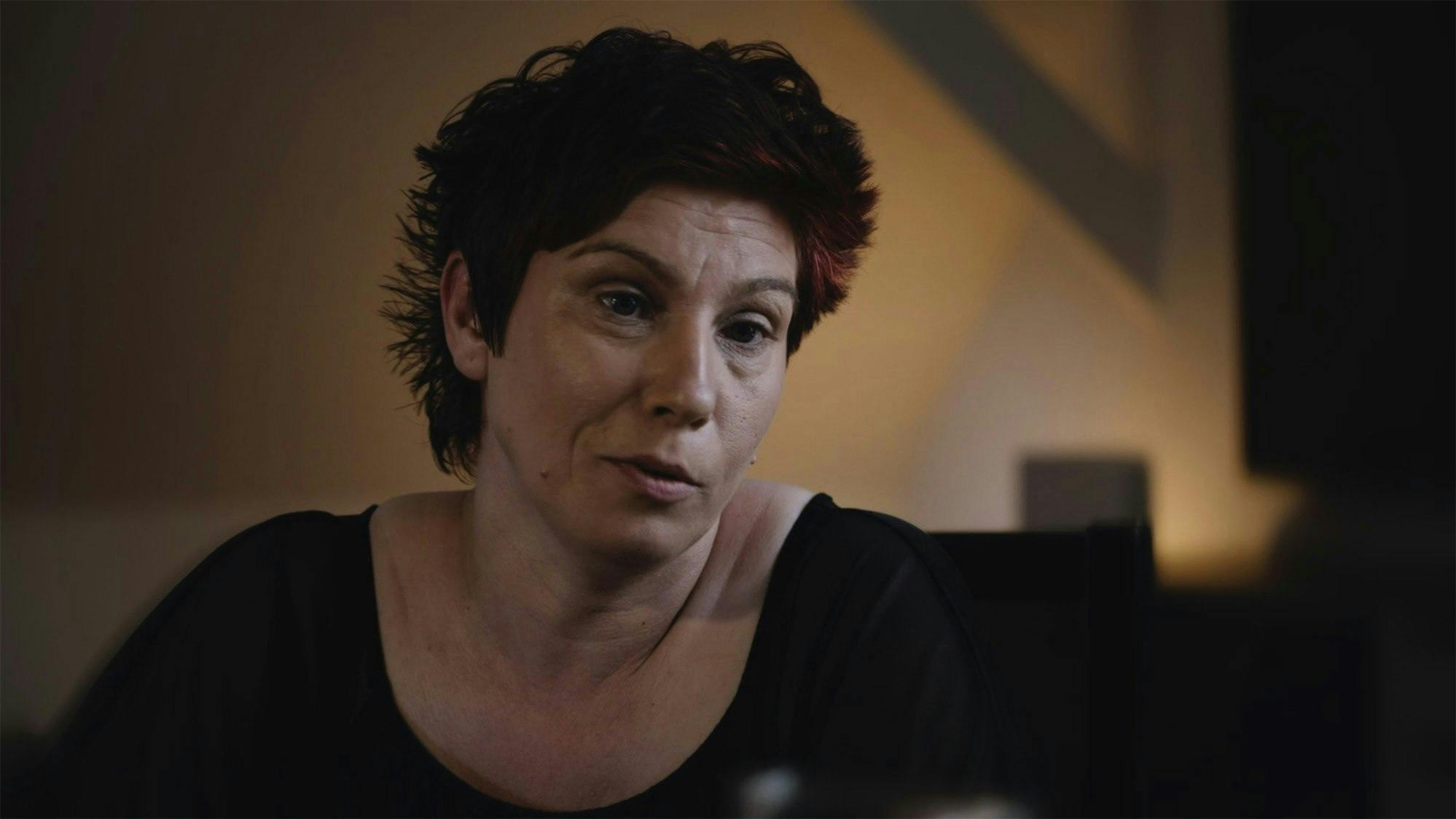 Christina har bedt om hjælp til at finde ud af noget om sin far Frank, som hun ikke har hørt fra siden 2017.