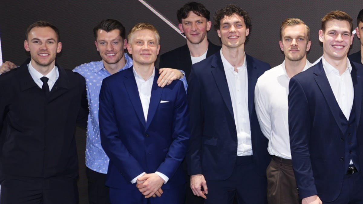 Sådan ser vi sjældent håndboldherrerne