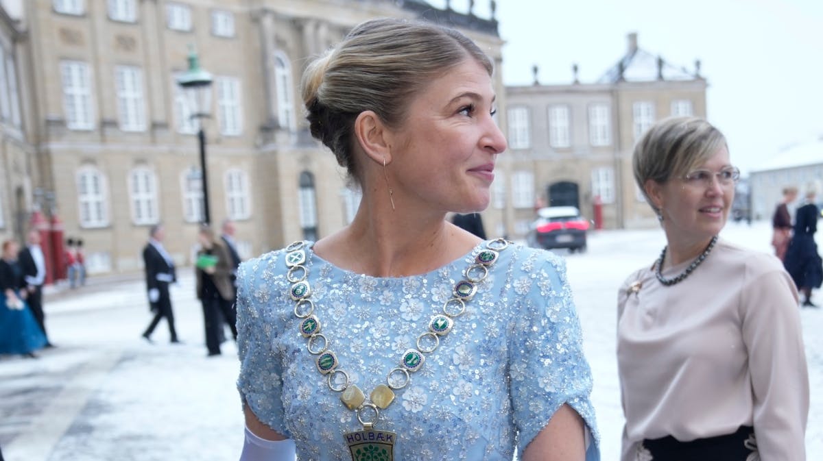 Christina Krzyrosiak Hansen ankommer til nytårskur på Amalienborg.