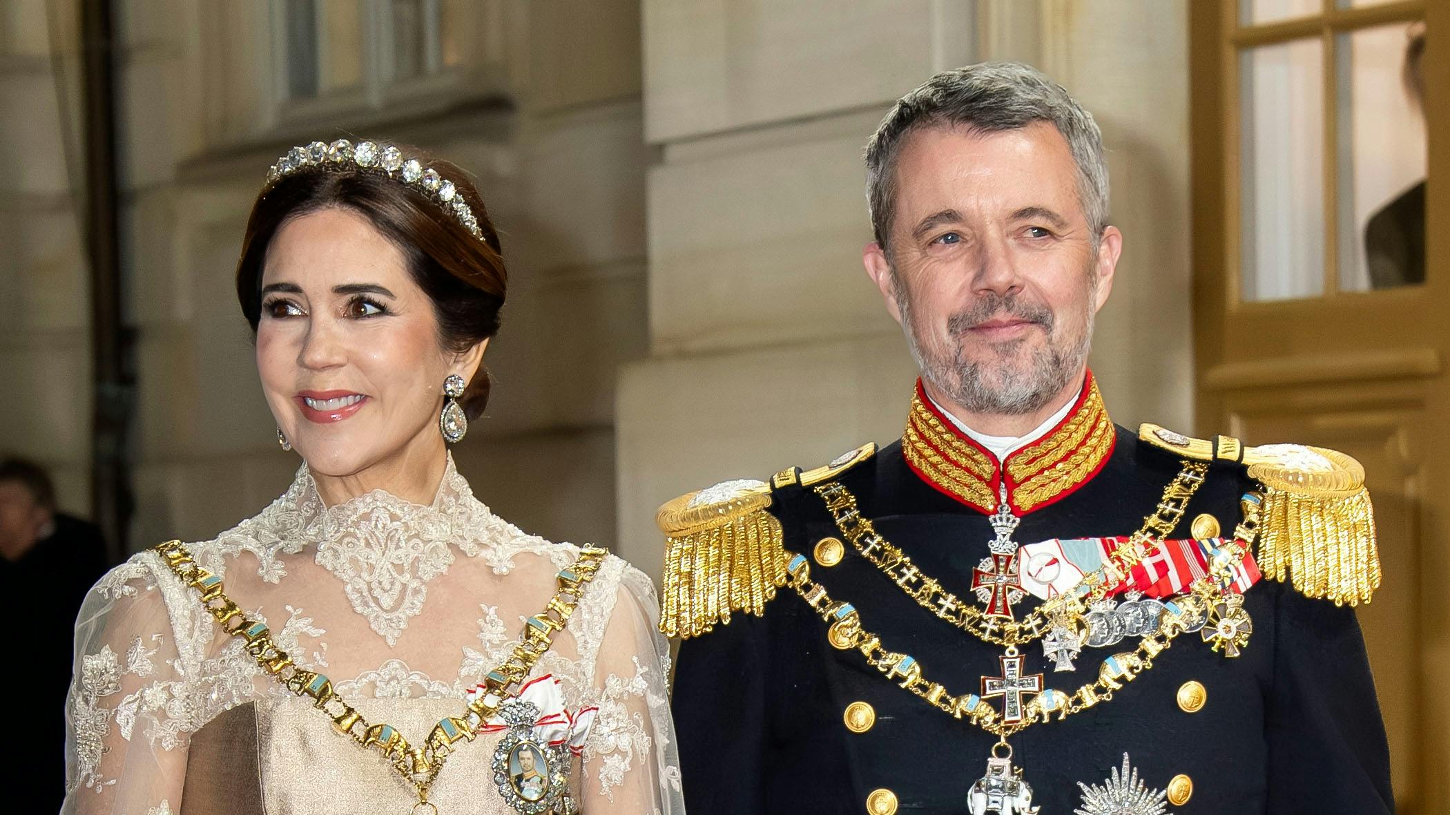 Dronning Mary og kong Frederik skal besøge et historisk sted.