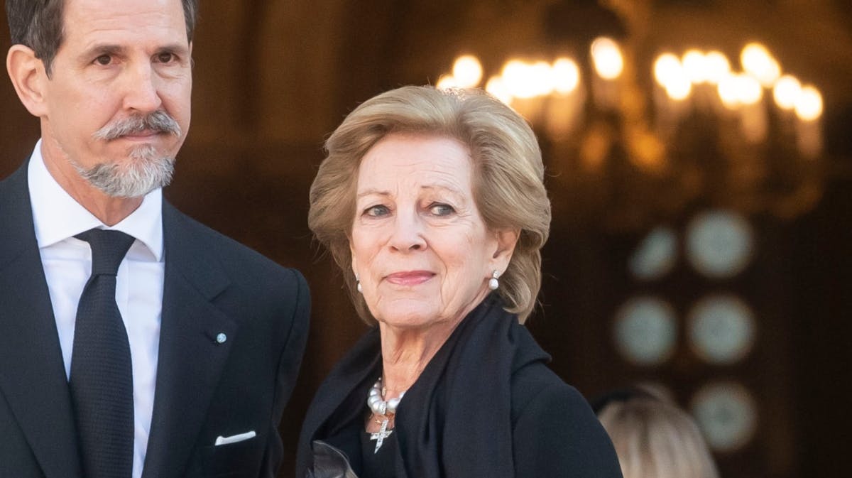 Arkivfoto af dronning Anne-Marie og Pavlos de Gréce. Billedet er taget til kong Konstantins begravelse i 2023. På årsdagen for hans død den 10. januar har dronning Anne-Marie sagt et sidste farvel til en nær veninde. 
