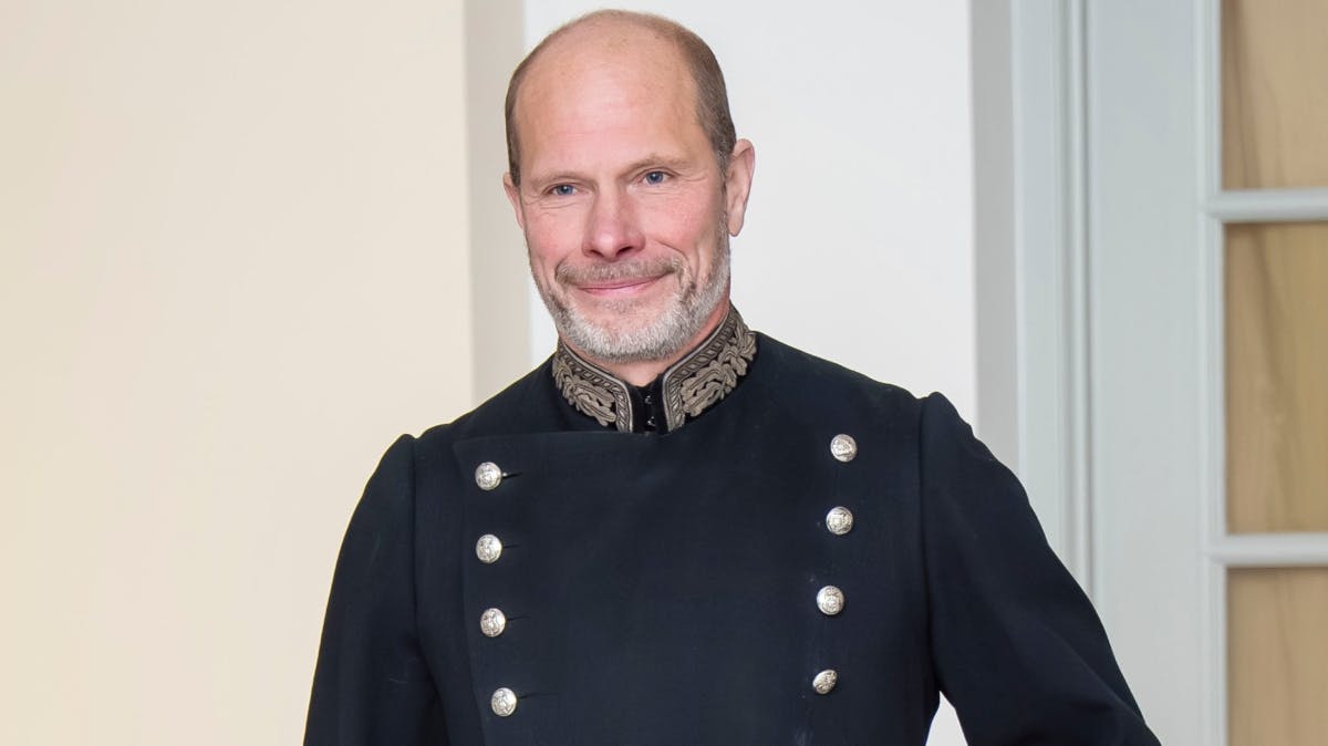 Axel Castenschiold bar kurens flotteste uniform