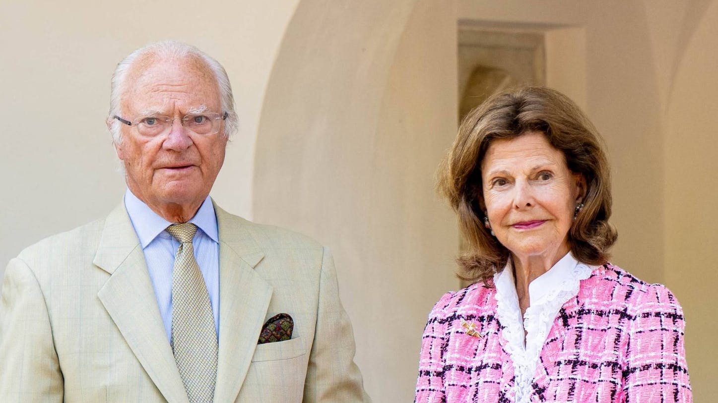 Kong Carl Gustaf og dronning Silvia får skønt selskab i dag. 