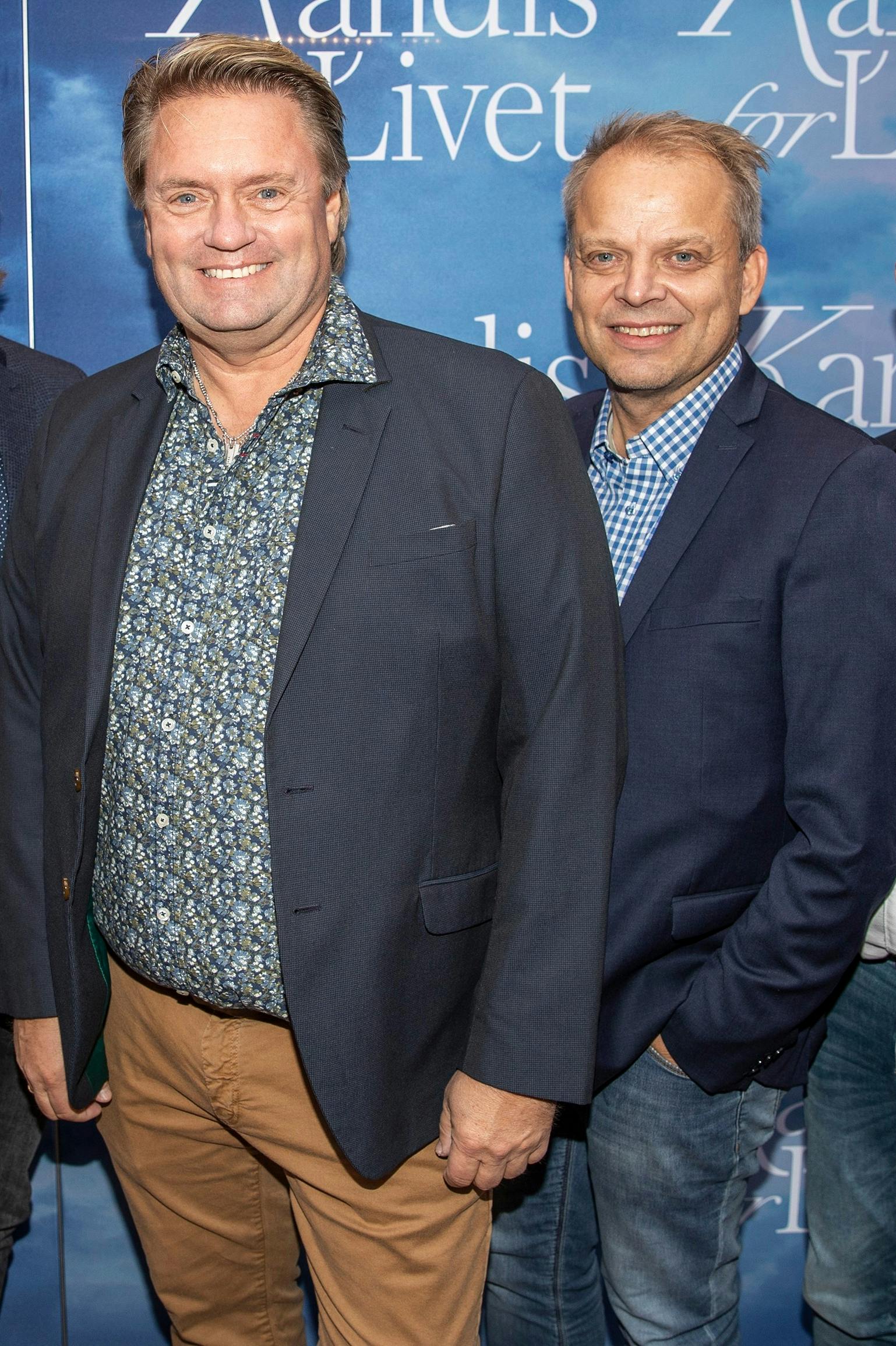 Johnny Hansen med sin gode ven, Jørgen Hein, i 2021. Kandis-bassisten Jørgen Hein døde i 2023.