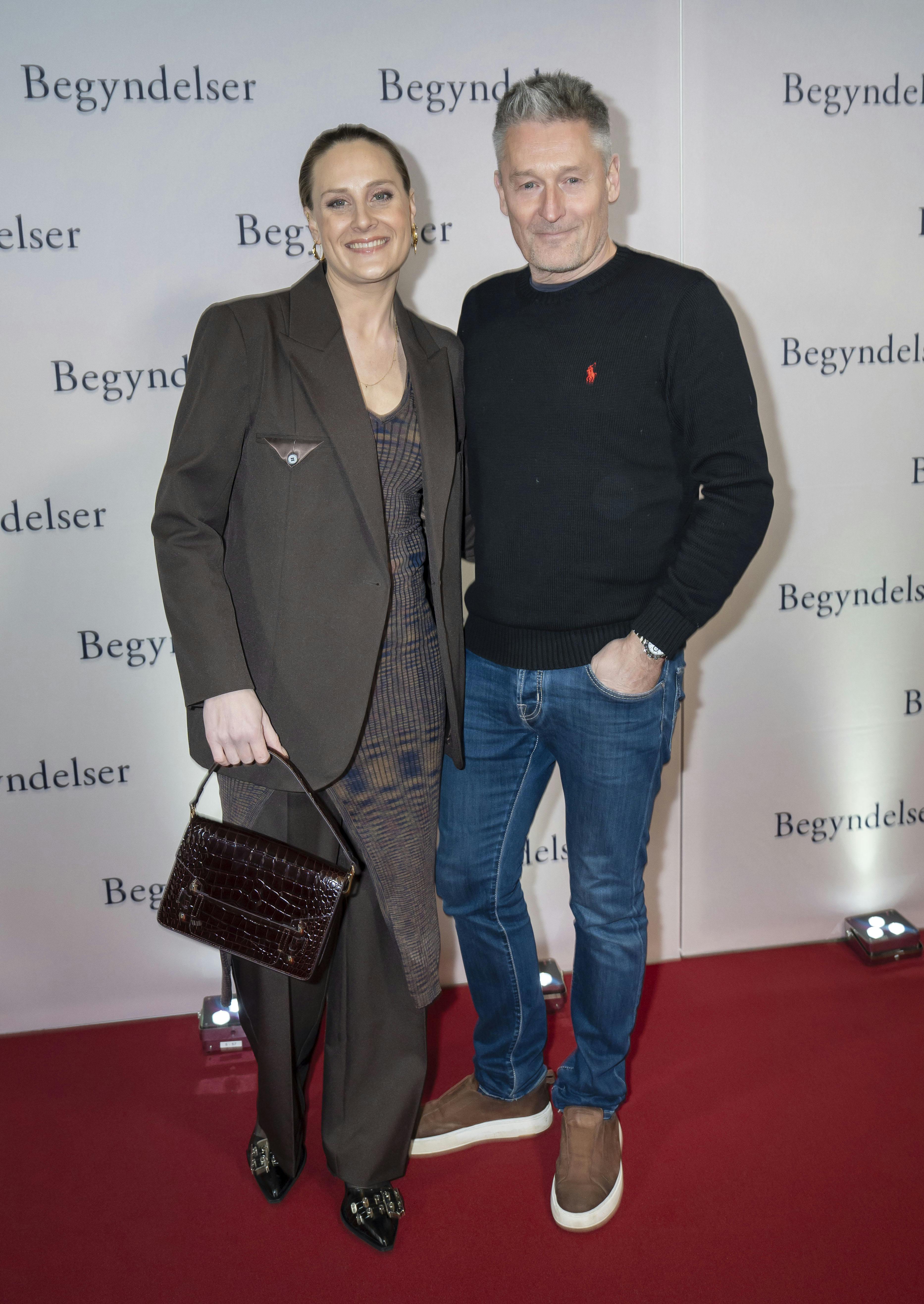 Mette Bluhme Rieck og Kasper Nielsen nød en kæresteaften til gallapremieren på "Begyndelser".