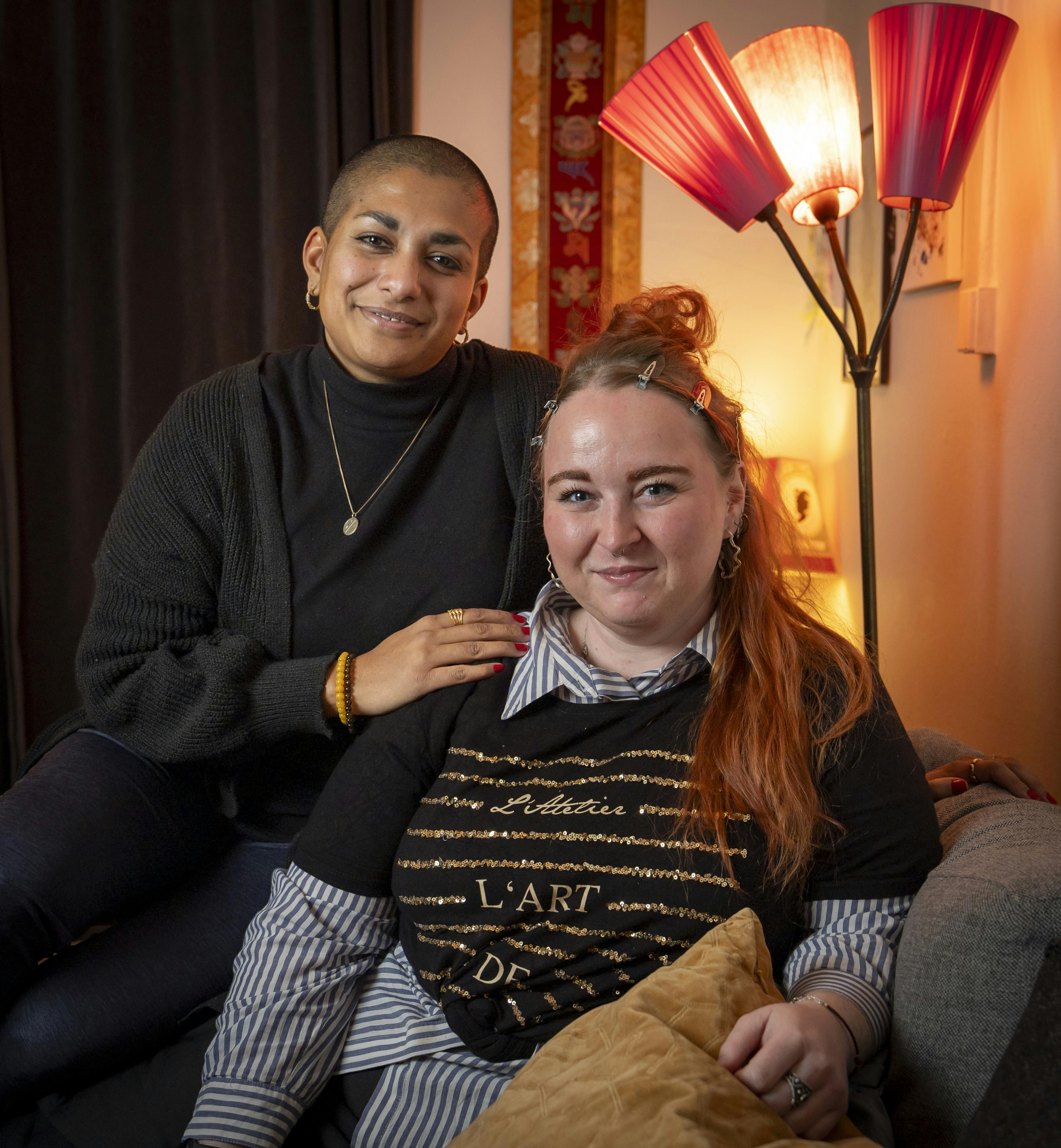 Zaya og Frederikke bor på Nørrebro. 