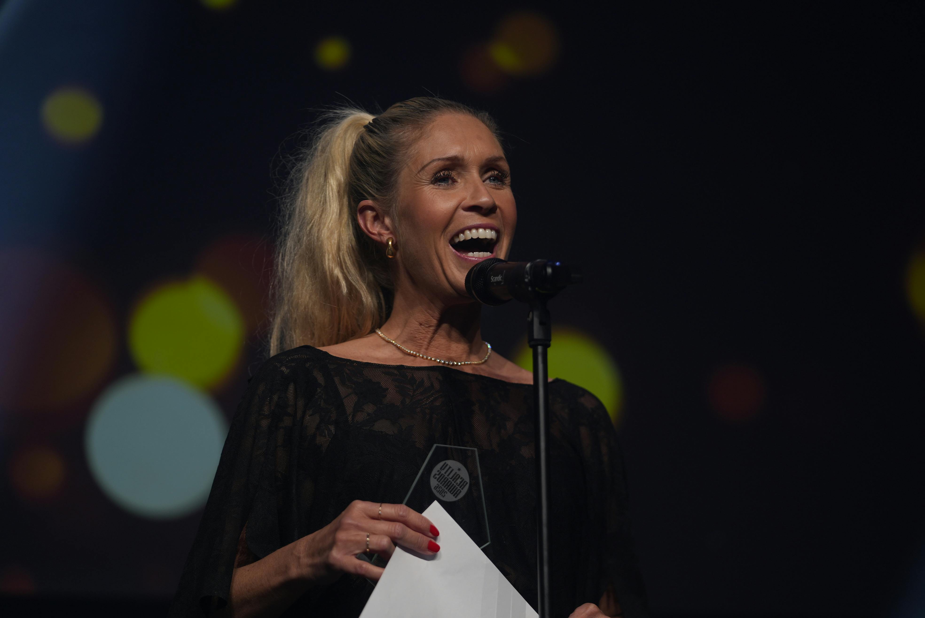 Karina Frimodt takkede for prisen som "Årets hotteste kvinde"