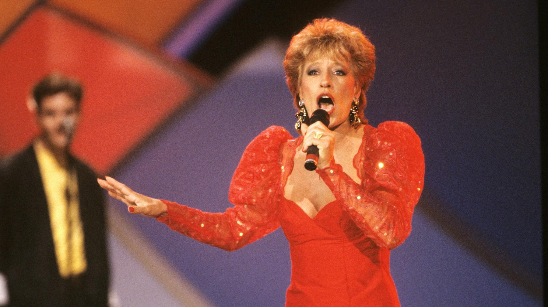 Birthe Kjær vandt Dansk Melodi Grand Prix i 1989 med "Vi maler byen rød".