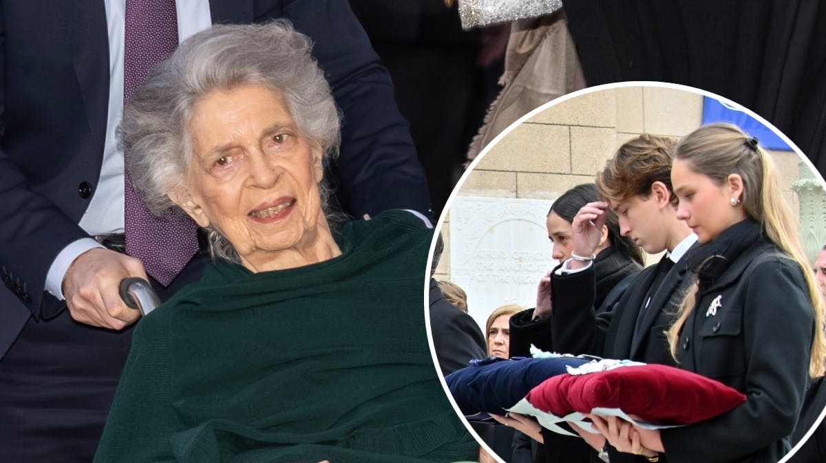 Hendes søskendes børnebørn bar prinsesse Irenes ordner ud af katedralen.