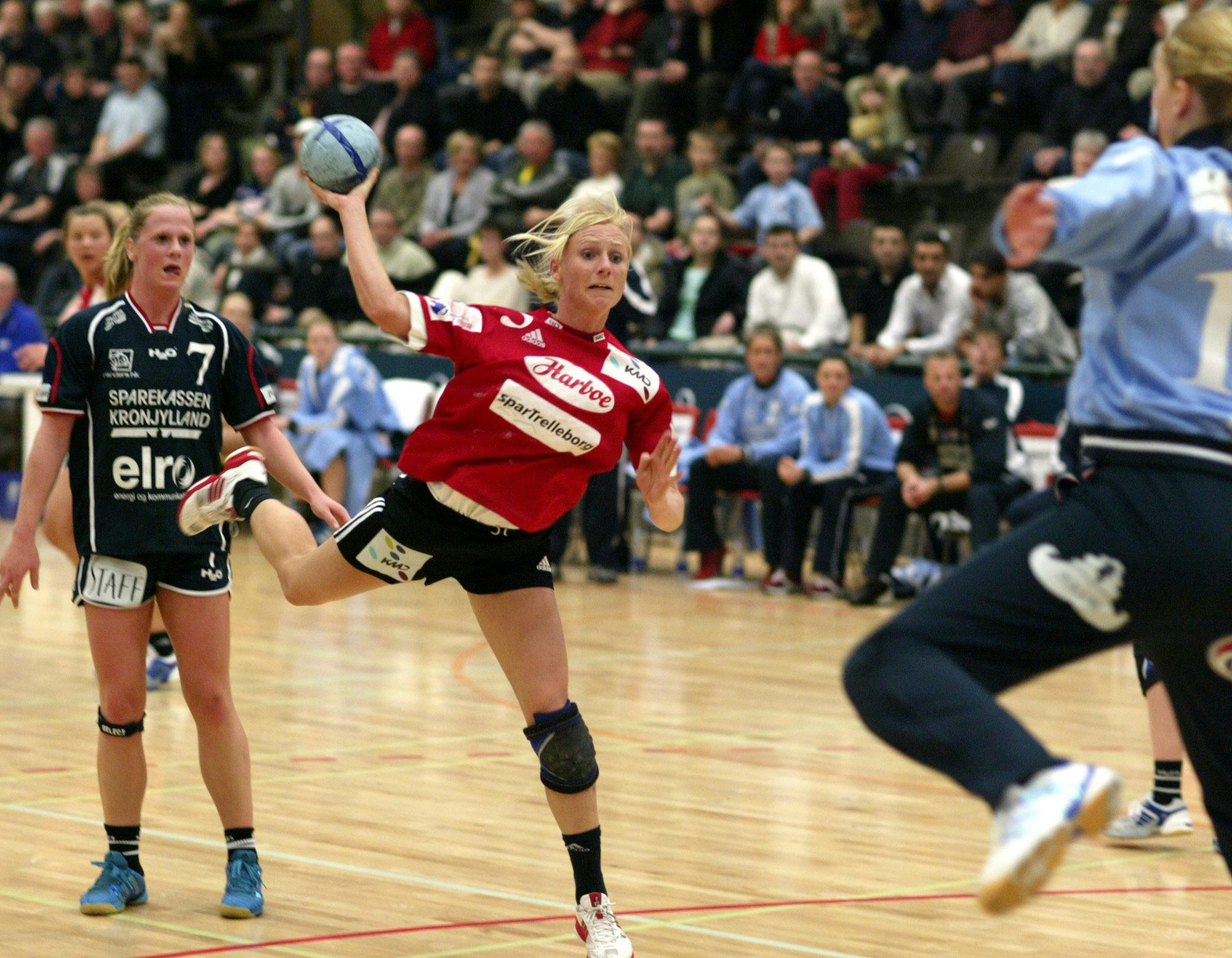 Mette Melgaard i aktion som ung, da hun spillede for Slagelse.