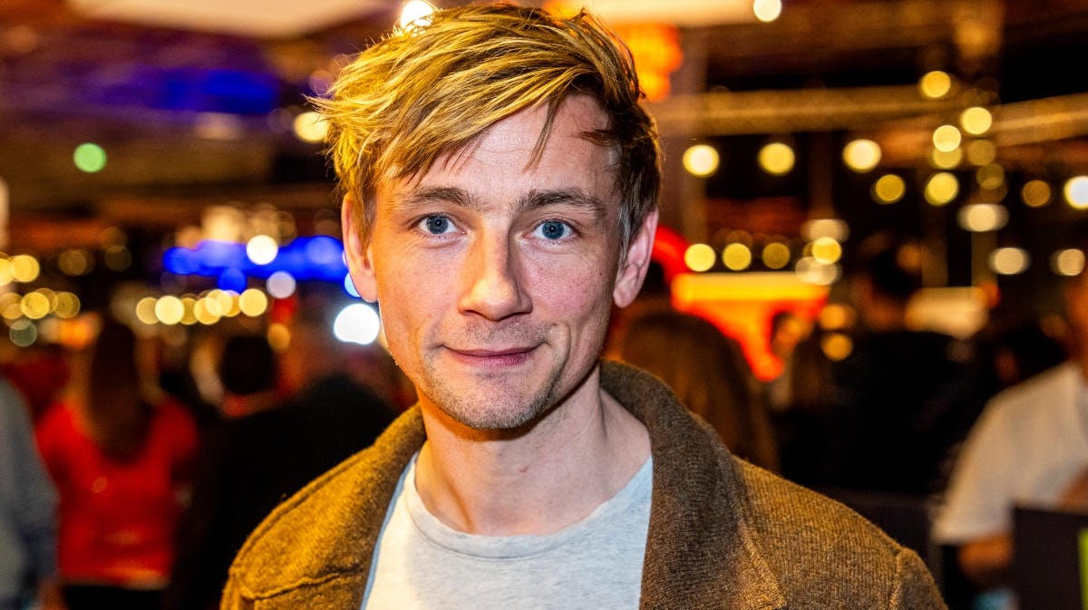 Esben Smed var til EM med sine skuespillervenner