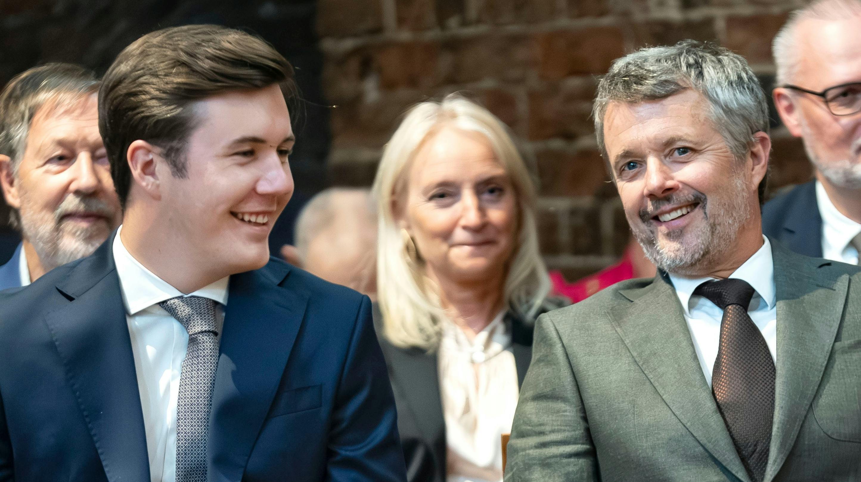 Kong Frederik har måske haft en finger med i spillet. 