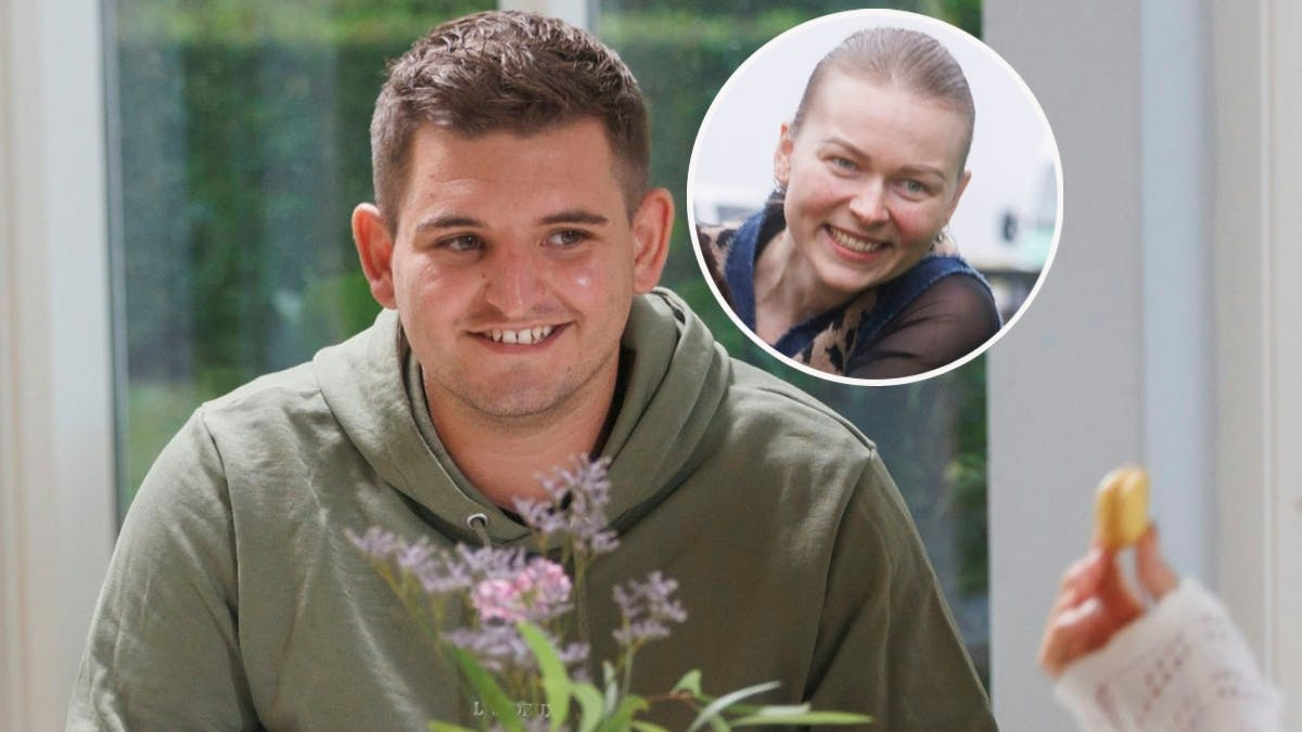 Mia nussede Marcus på låret i Kærlighed hvor kragerne vender