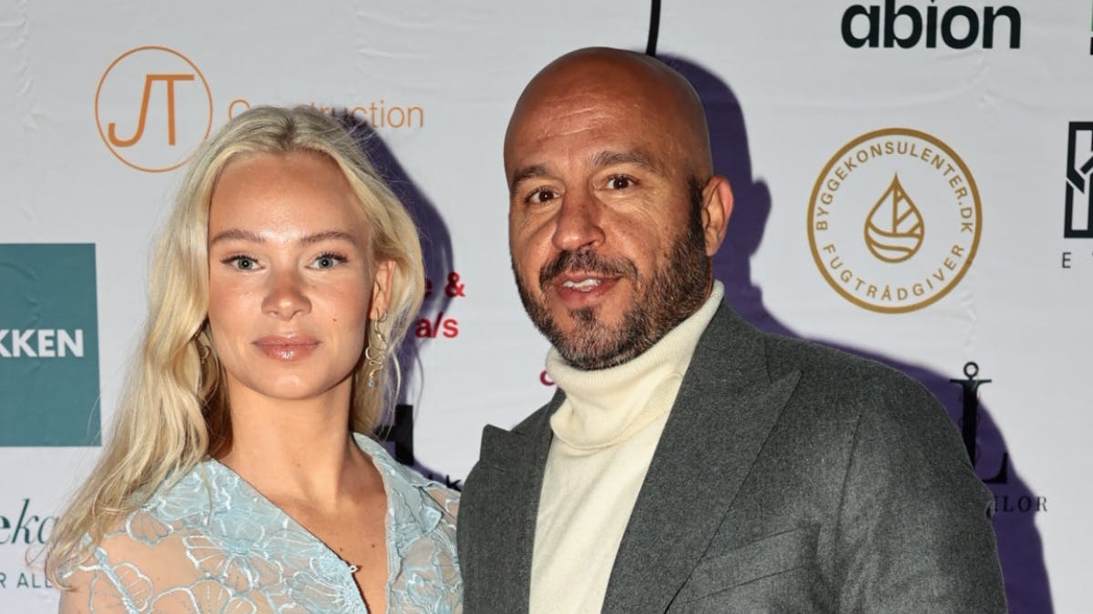 Dar Salim med hustruen Nanna ved ankomsten.