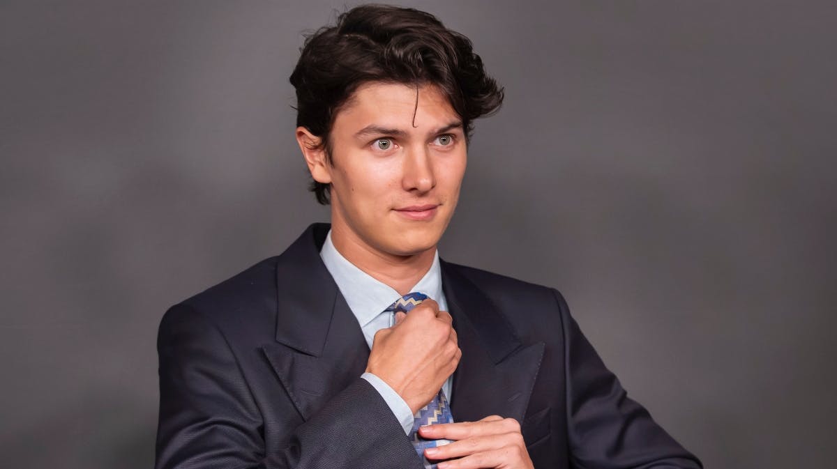 Grev Nikolai i flot stil. 