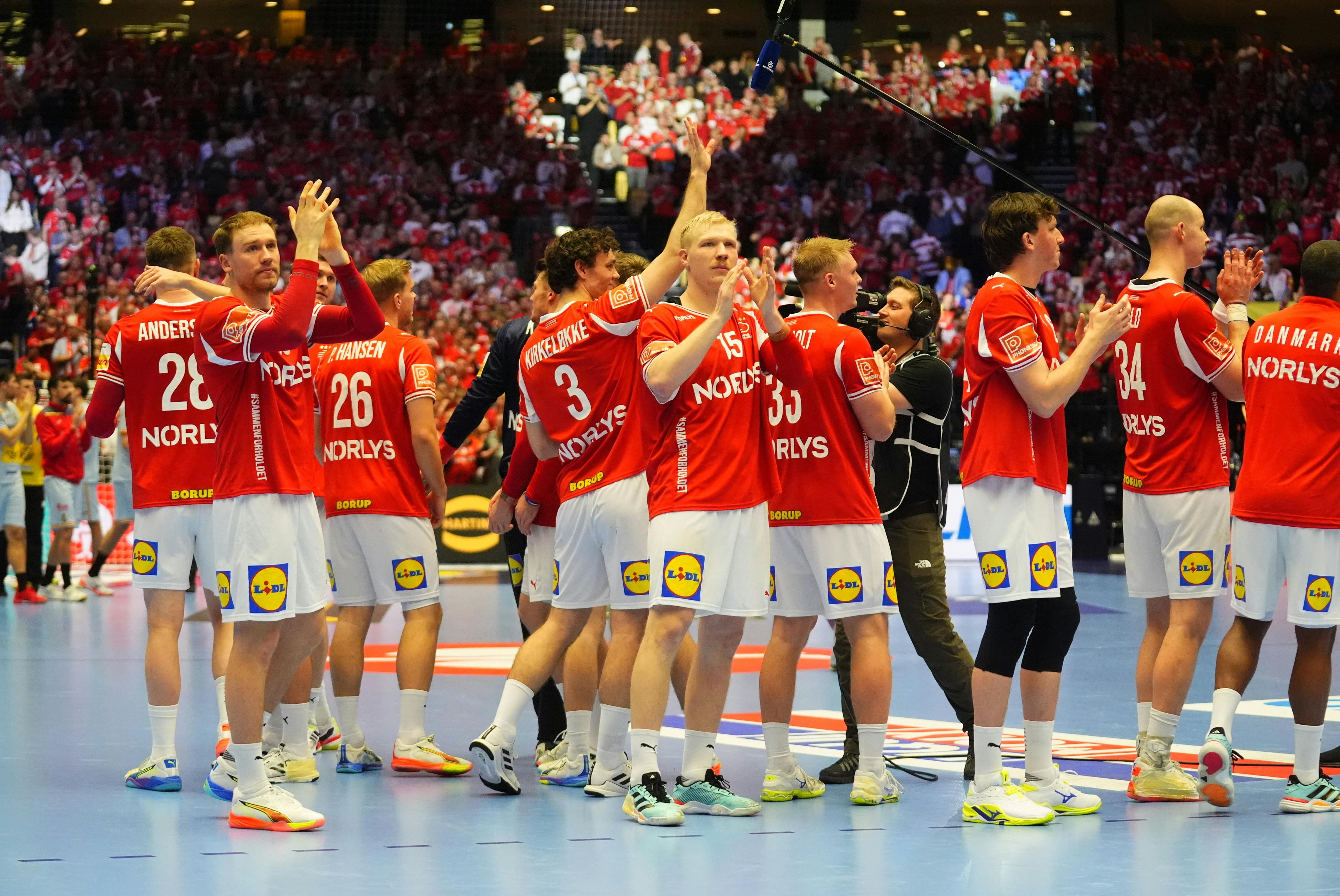 Danmark besejrede Spanien med 36-31. 