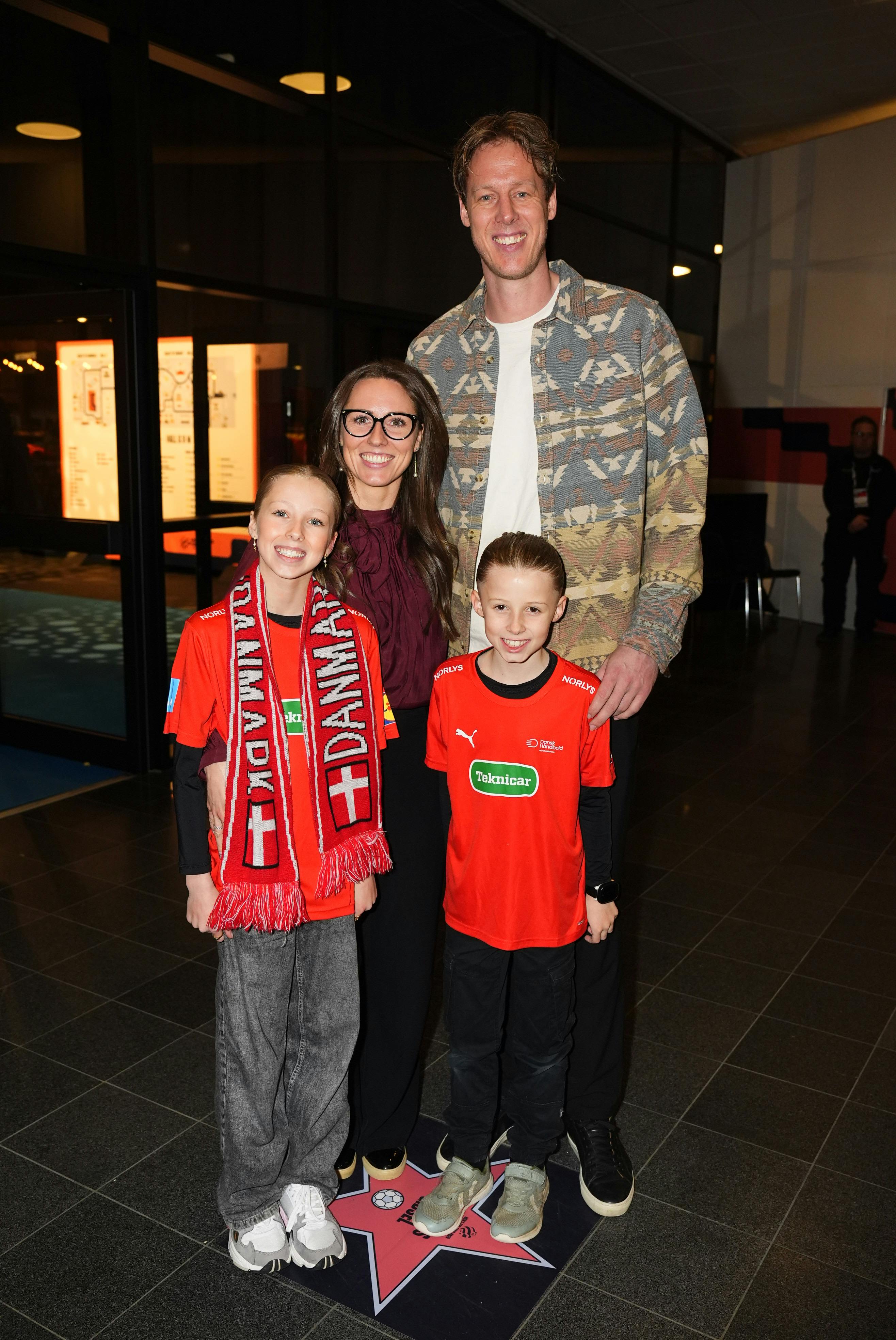 Nikolaj Markussen med hustru Stine og børnene Milla og William.