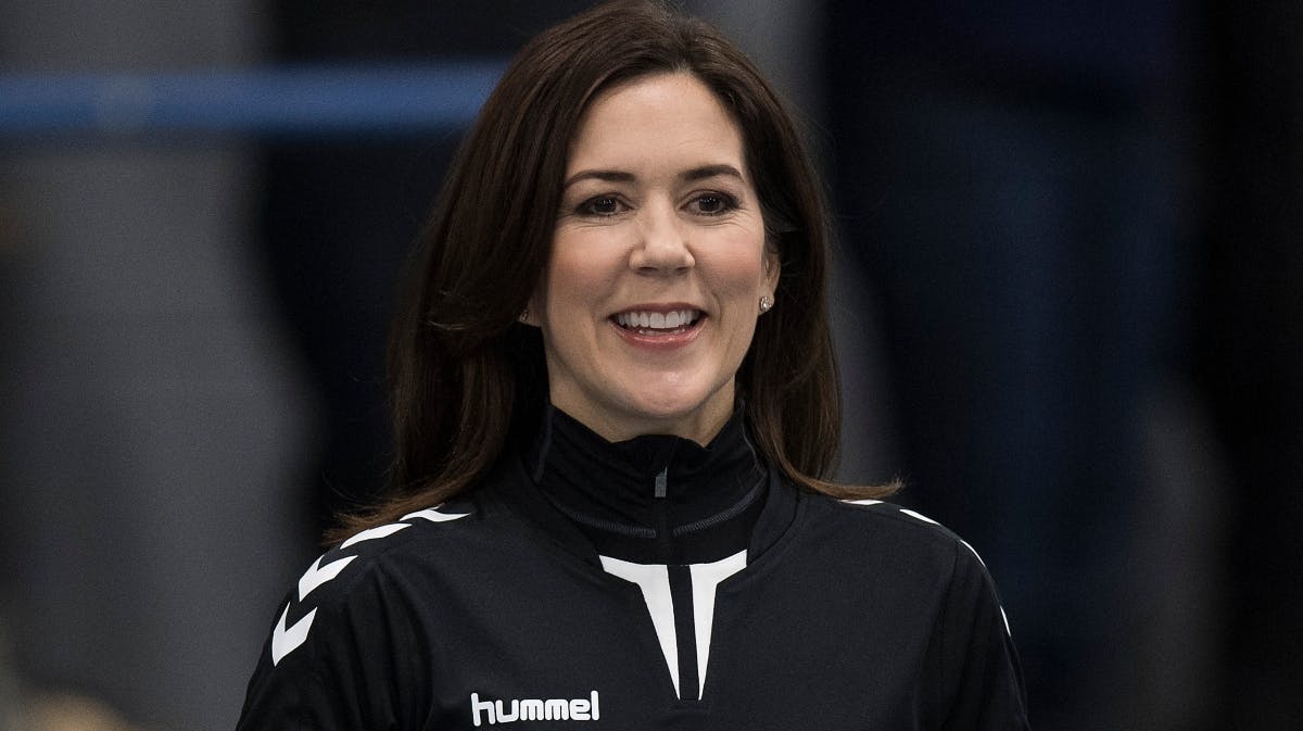 Dronning Mary er vild med håndbold, og den glæde sporten kan sprede