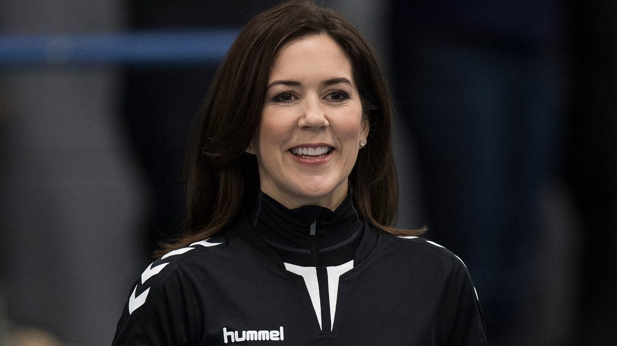 Dronning Mary er vild med håndbold, og den glæde sporten kan sprede