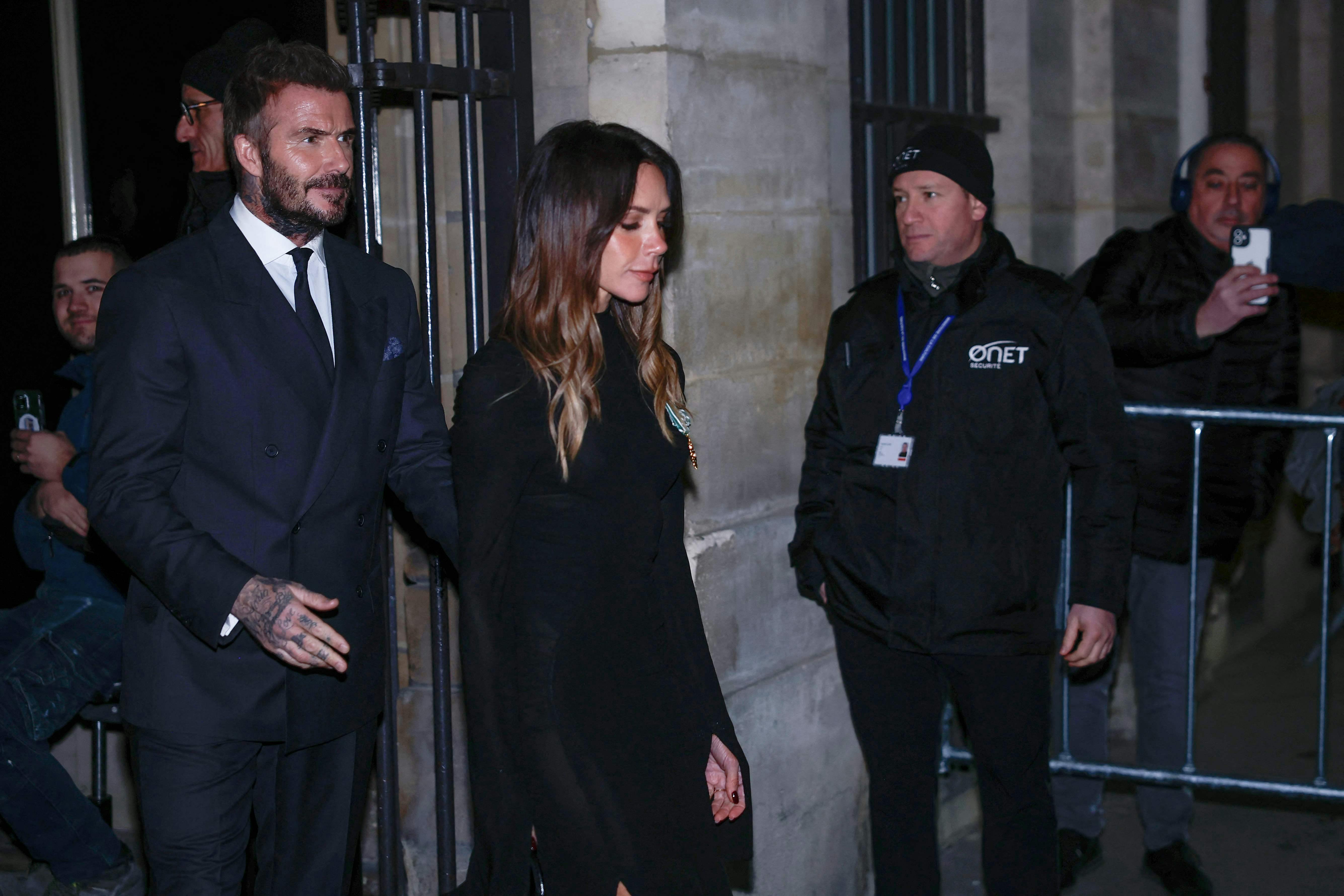 Victoria Beckham og David Beckham efter hun har modtaget franske orden Arts et des Lettres.