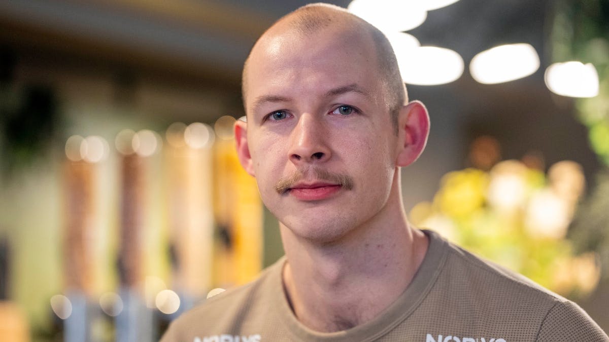 Det er der sket med Simon Hald