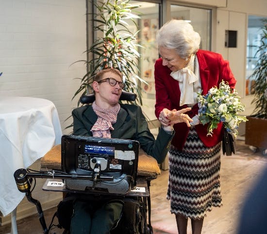 Mikkel bad pænt om et billede sammen med prinsesse Benedikte