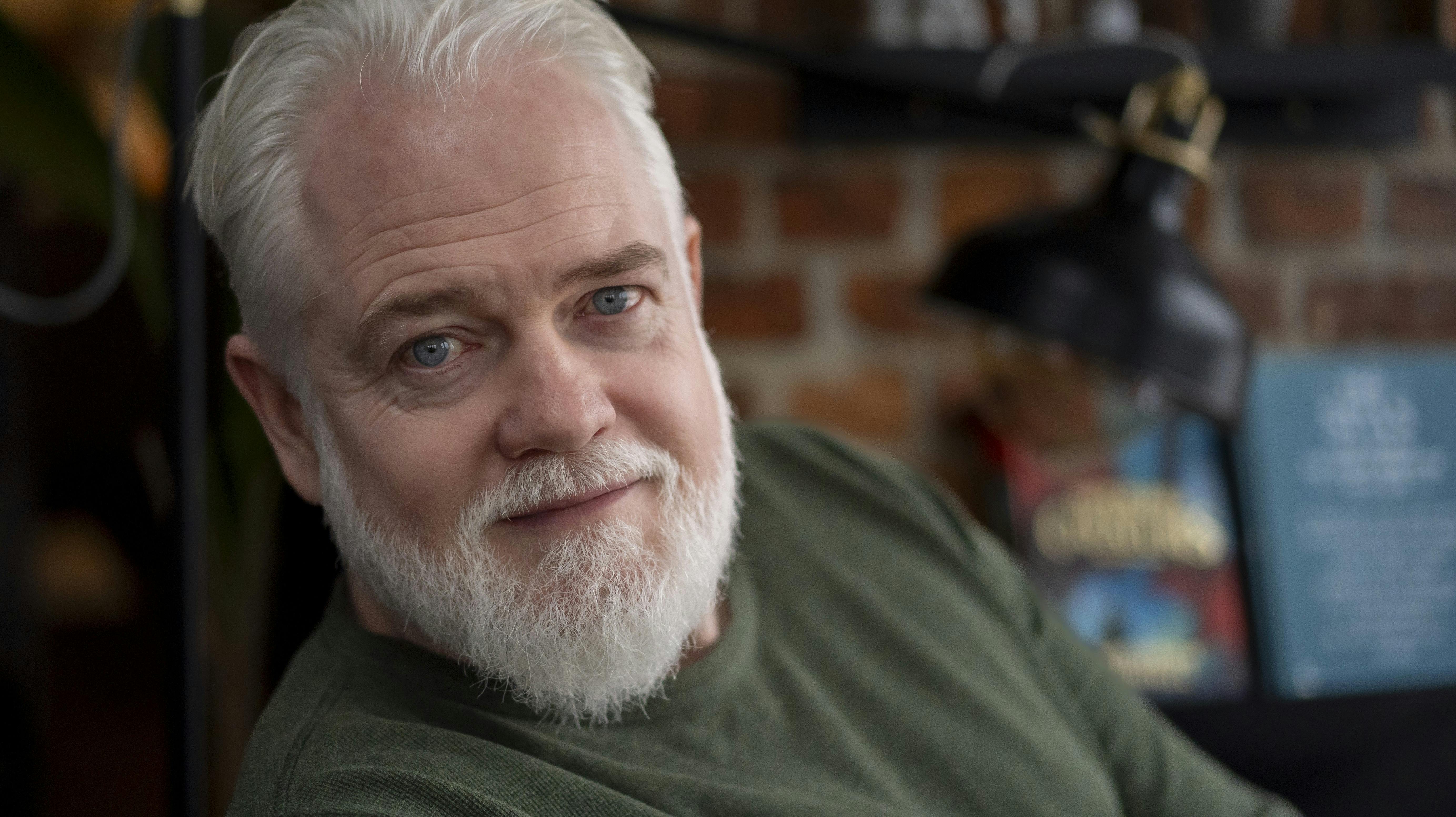 Esben Dalgaard er vært på programmet “Min sidste gave”.