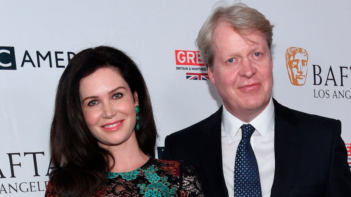 Charles Spencer med sin - nu - ekshustru, grevinde Karen.