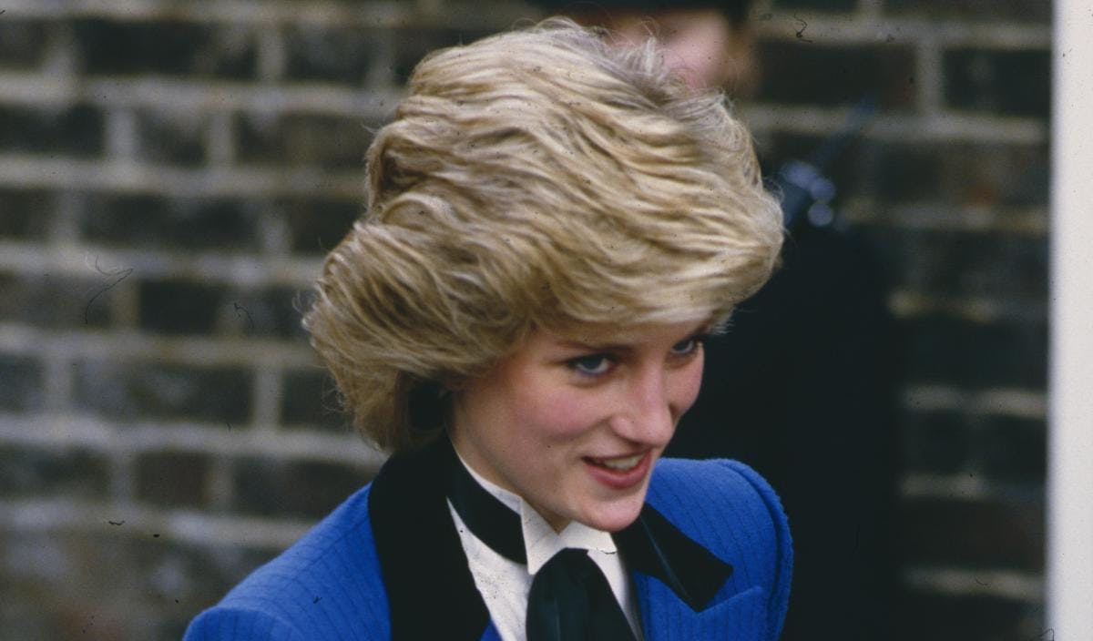 Prinsesse Diana til åbningen af "Harris Birthright Research Centre" på St Marys Hospital i London i januar 1986.