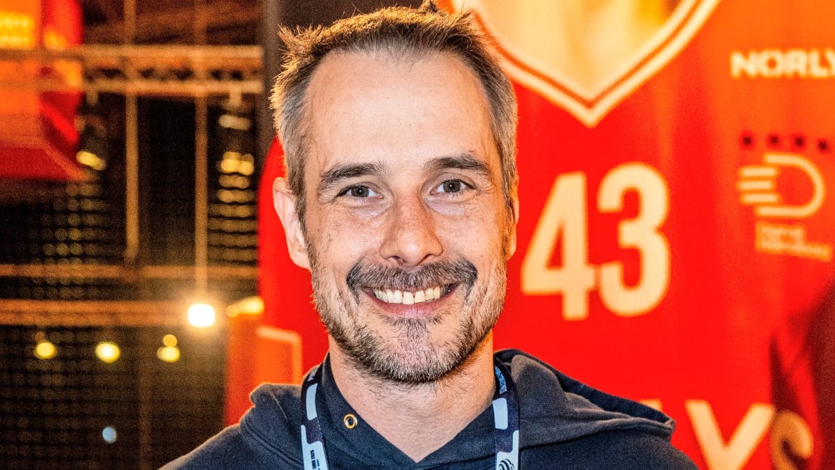 Bo Spellerbergs datter er fulgt sine forældres fodspor