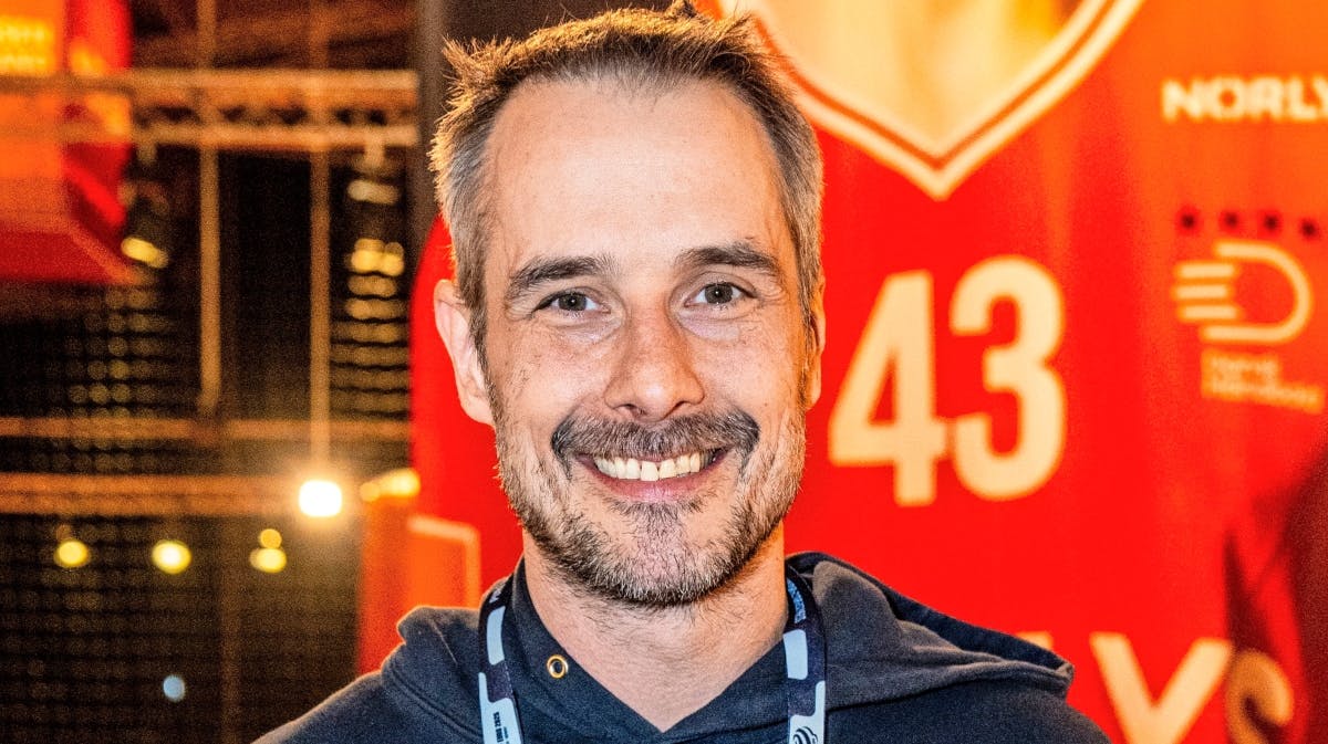 Bo Spellerbergs datter er fulgt sine forældres fodspor