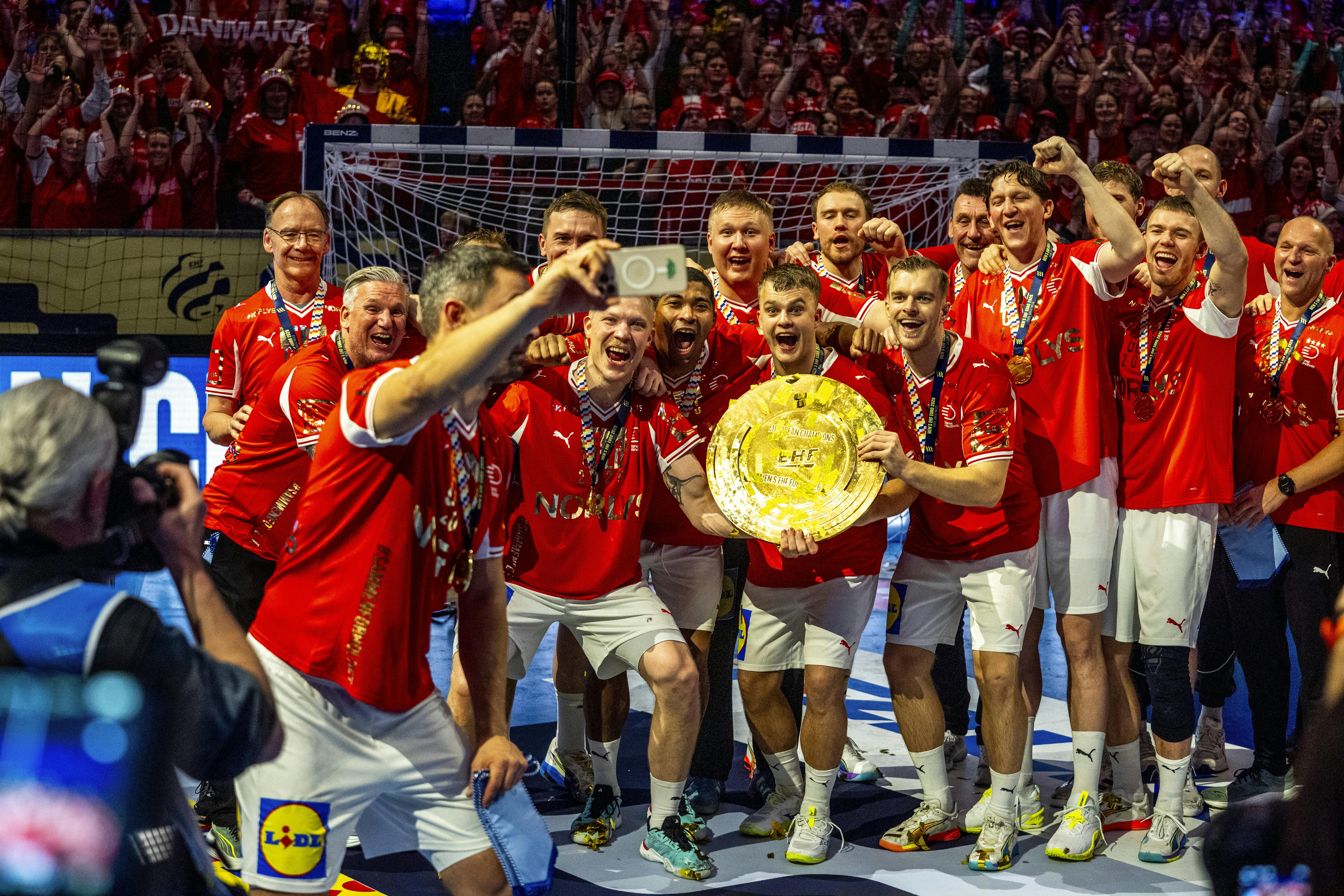 Det kan være svært at få alle med på sådan et billede.