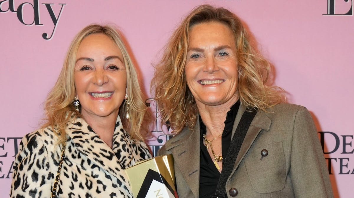 Charlotte Bircow Næss-Schmidt og Charlotte Bøving til musicalpremiere.