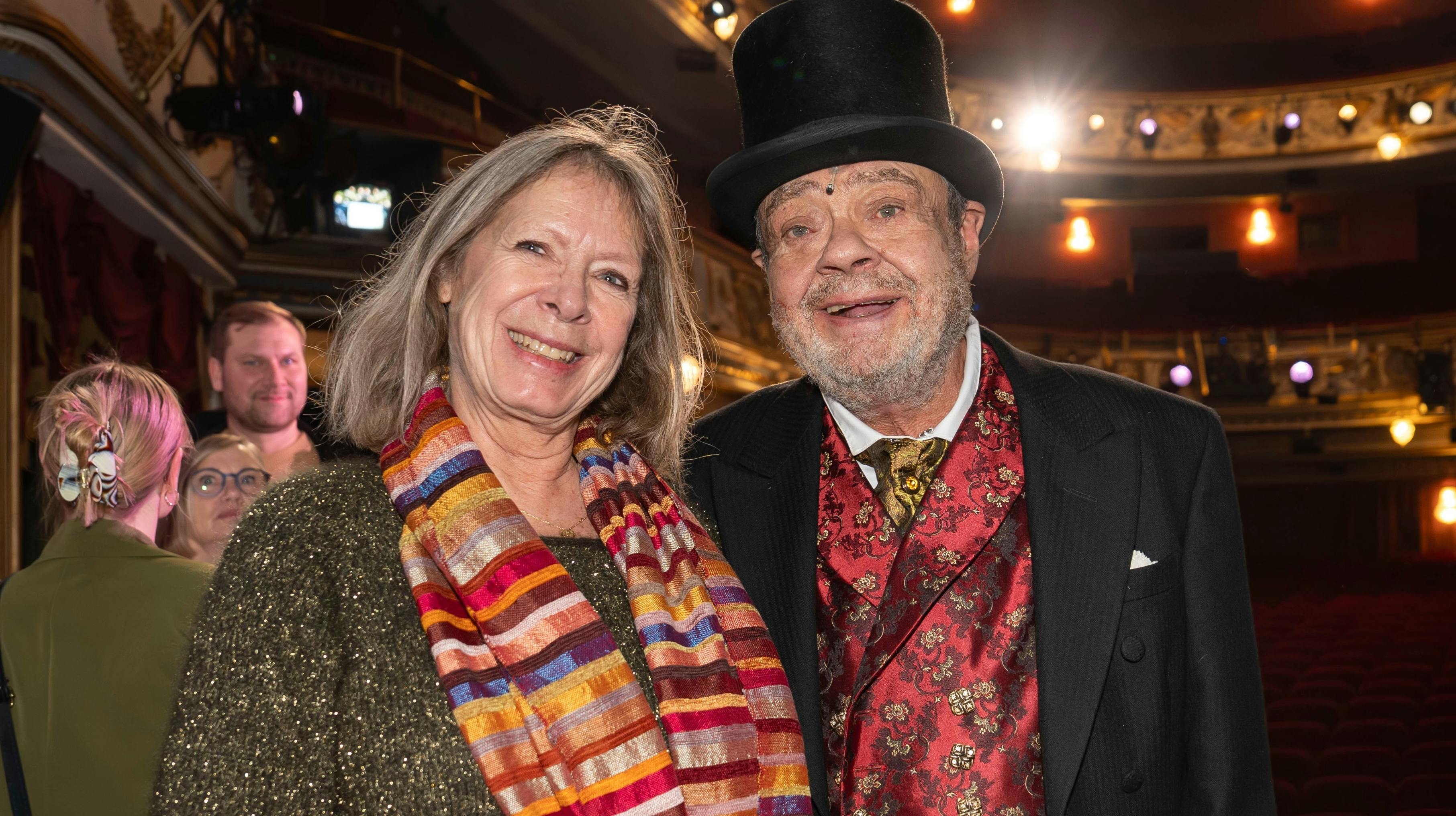 Tommy Kenter fik opbakning af hustruen Janne til "My Fair Lady"-premieren.