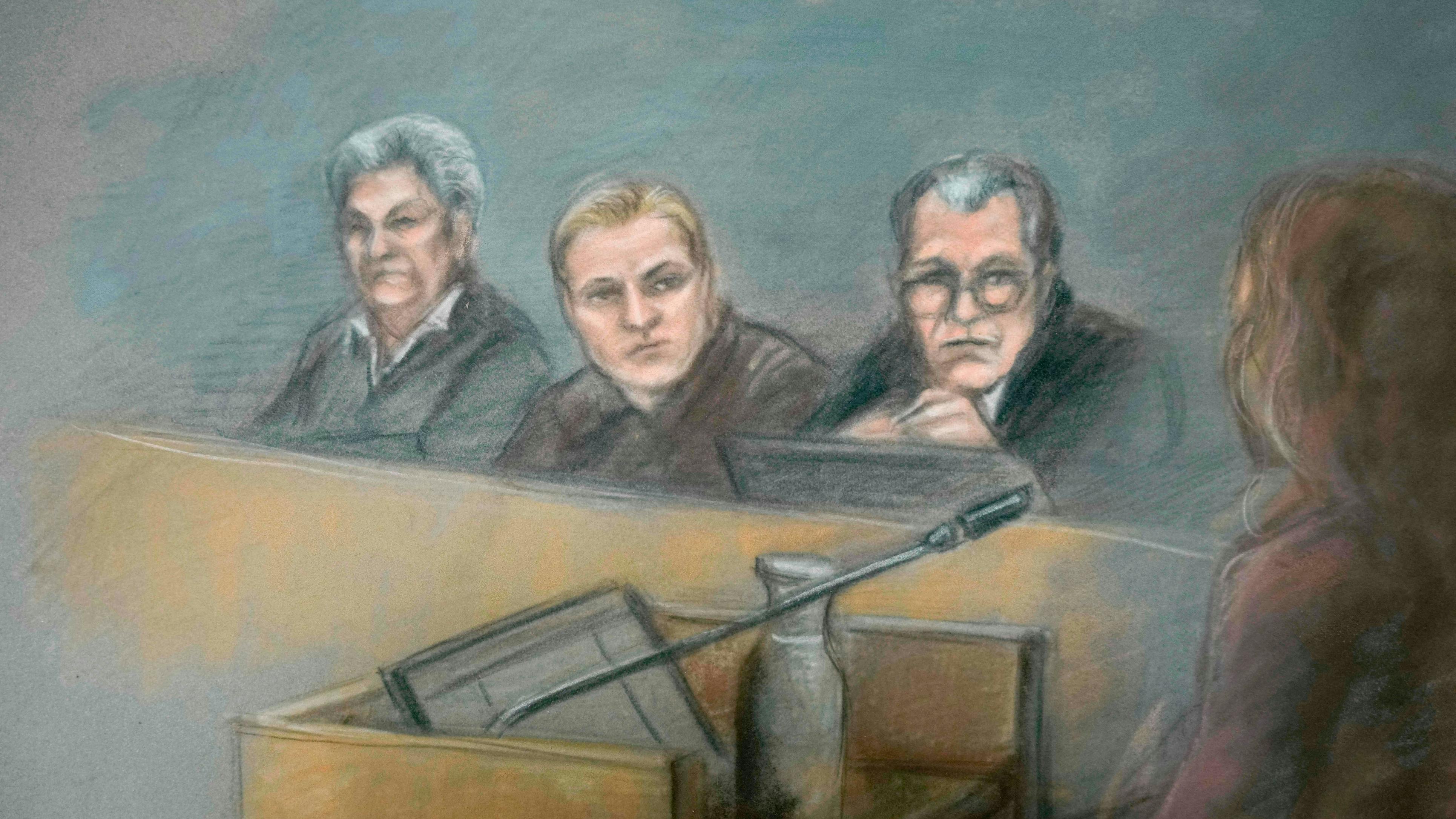 Retstegning af Marius Borg Høiby, der sidder mellem sine forsvarsadvokater Ellen Holager Andenæs og Petar Sekulic.&nbsp;