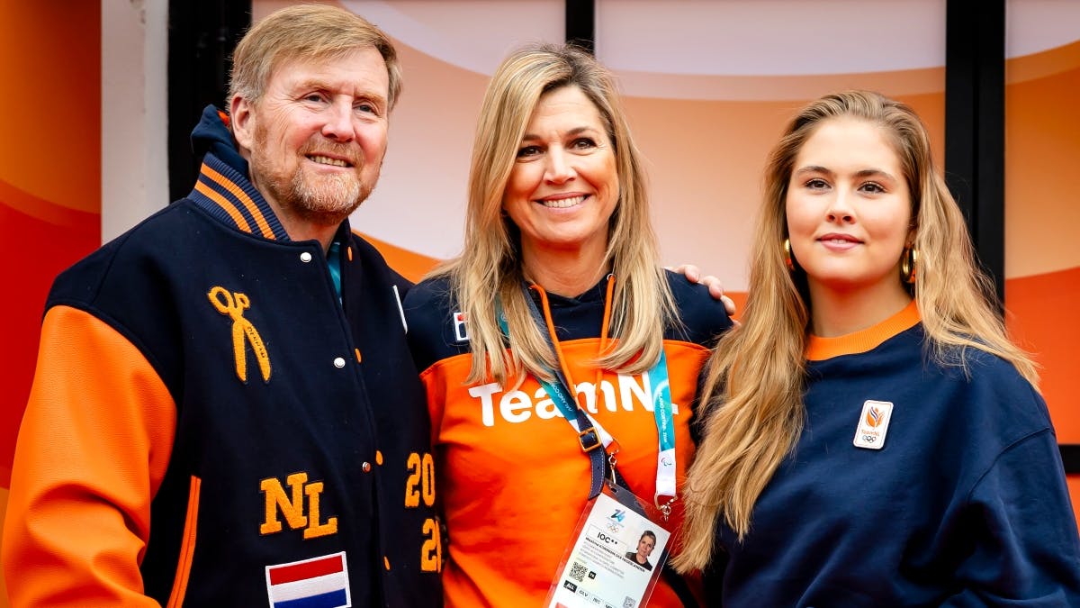 Kong Willem-Alexander, dronning Maxima og prinsesse Amalia var med til OL-åbning