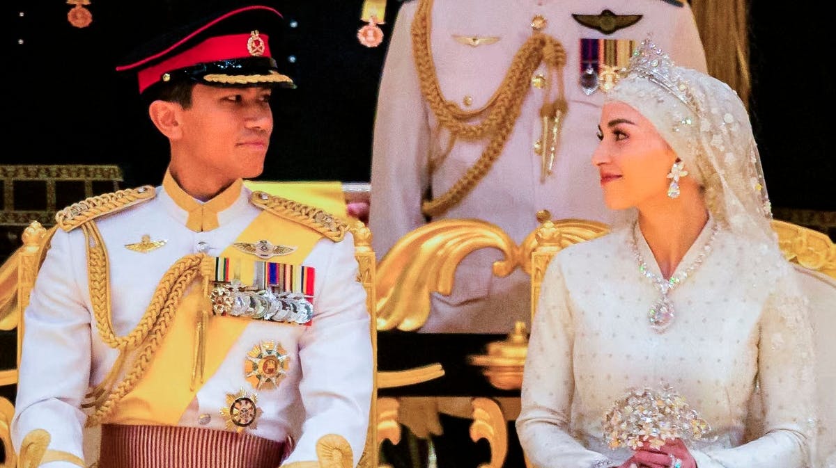 Prins Abdul Mateen og prinsesse Anisha er blevet forældre